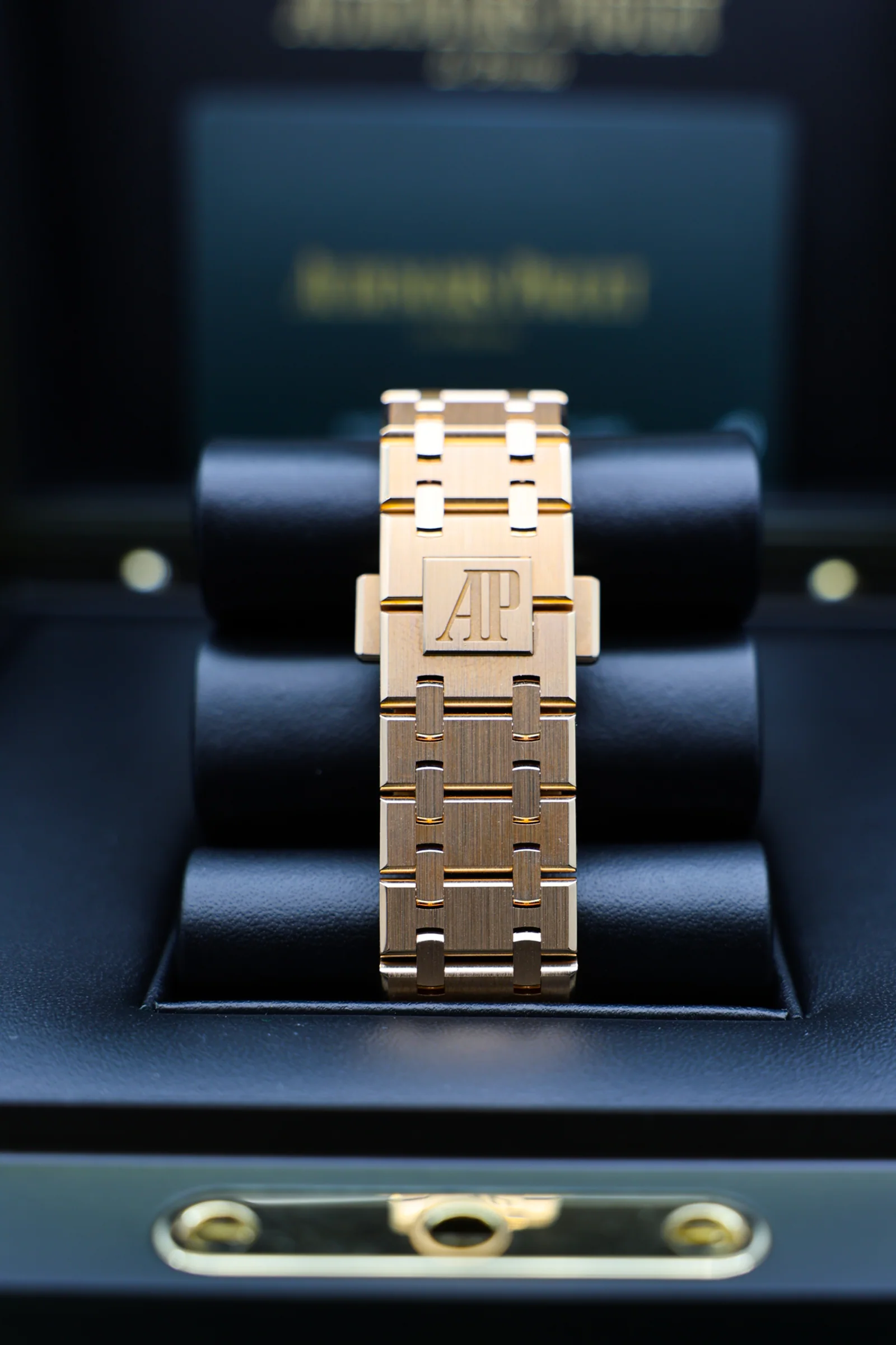 Audemars Piguet Royal Oak 34mm Pink Gold 77451OR - Image 10