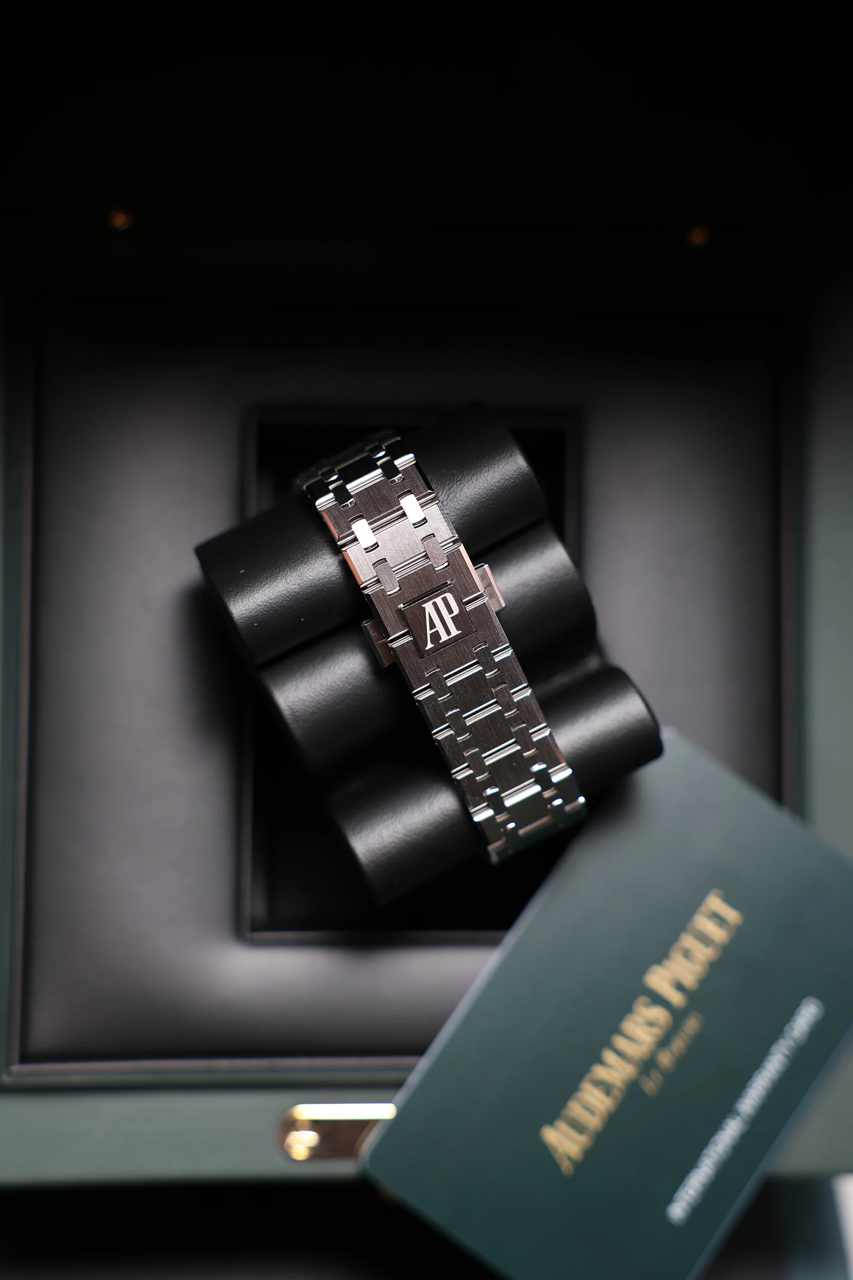 Audemars Piguet Royal Oak 37mm Blue - Diamond Bezel 15551ST - Image 13
