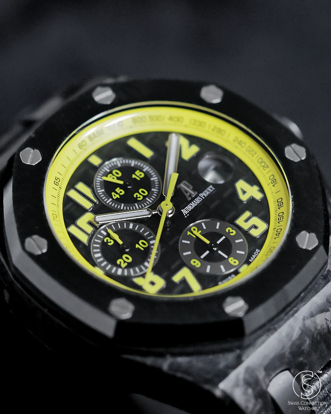 Audemars Piguet Royal Oak Offshore Forged Carbon Bumblebee 42mm 2013 [Preowned] - Image 3