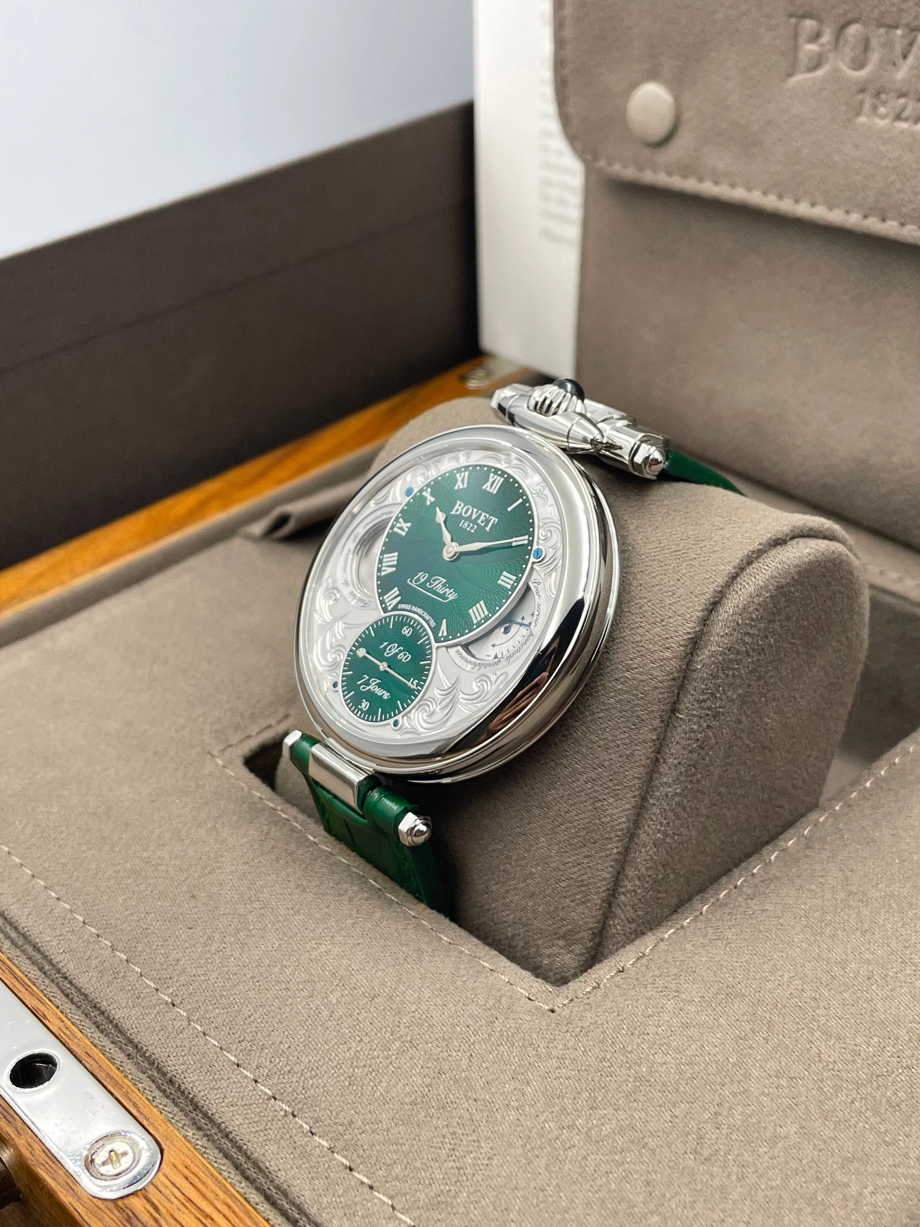 Bovet 19Thirty Great Guilloché 42 mm NTS0068 2022 [Preowned] - Image 13