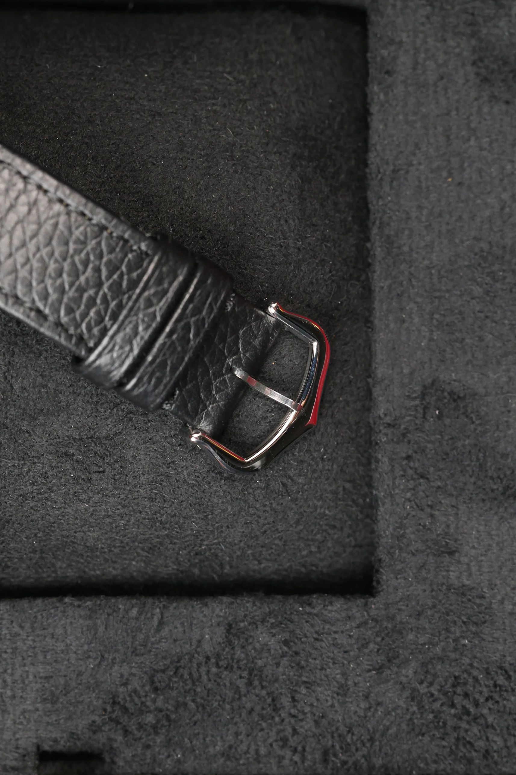 Cartier Tank Must Large WSTA0109 2025 [Preowned] - Image 16