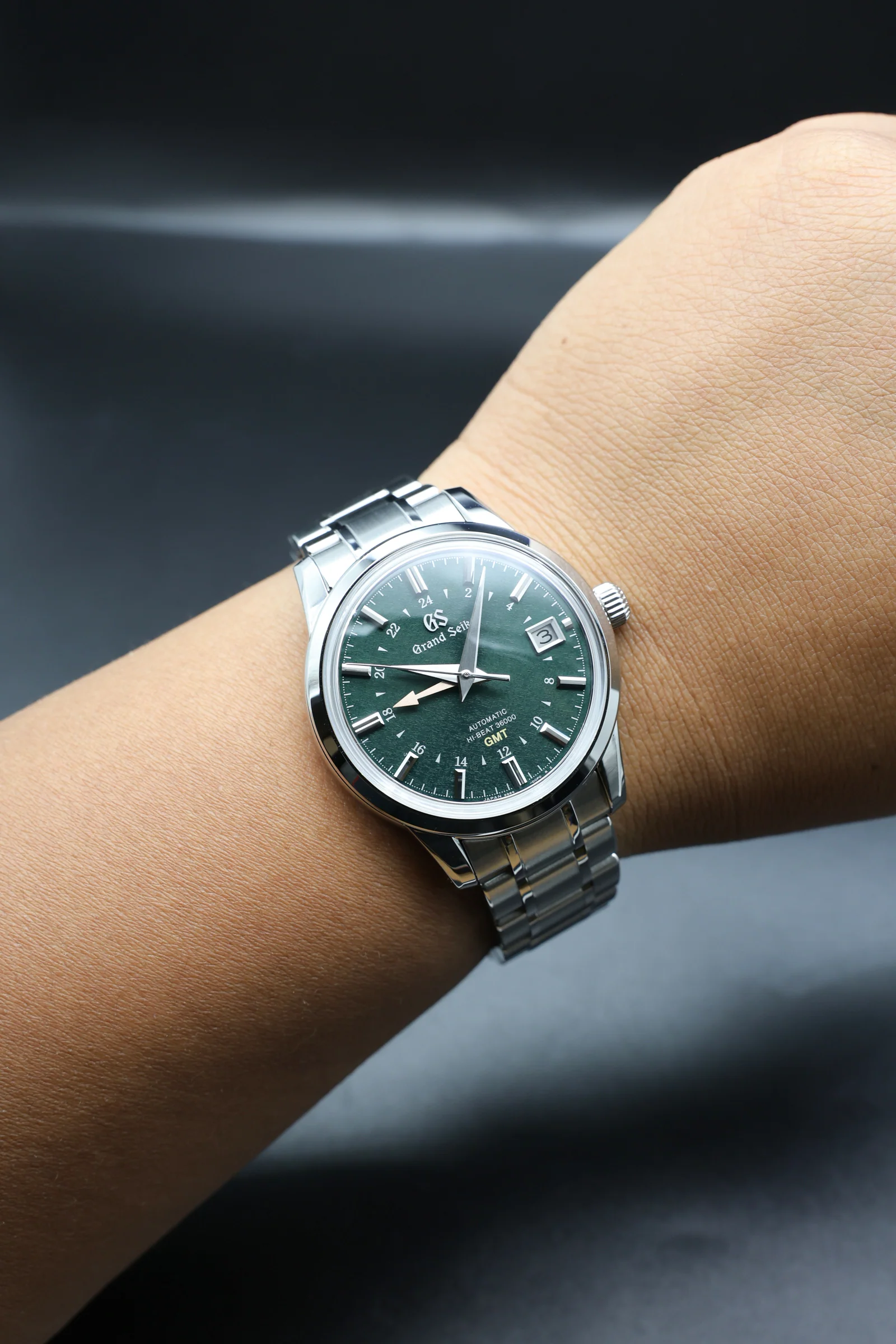 Grand Seiko Elegance Collection GMT  Shunbun SBGJ251G 2024 [Preowned] - Image 2