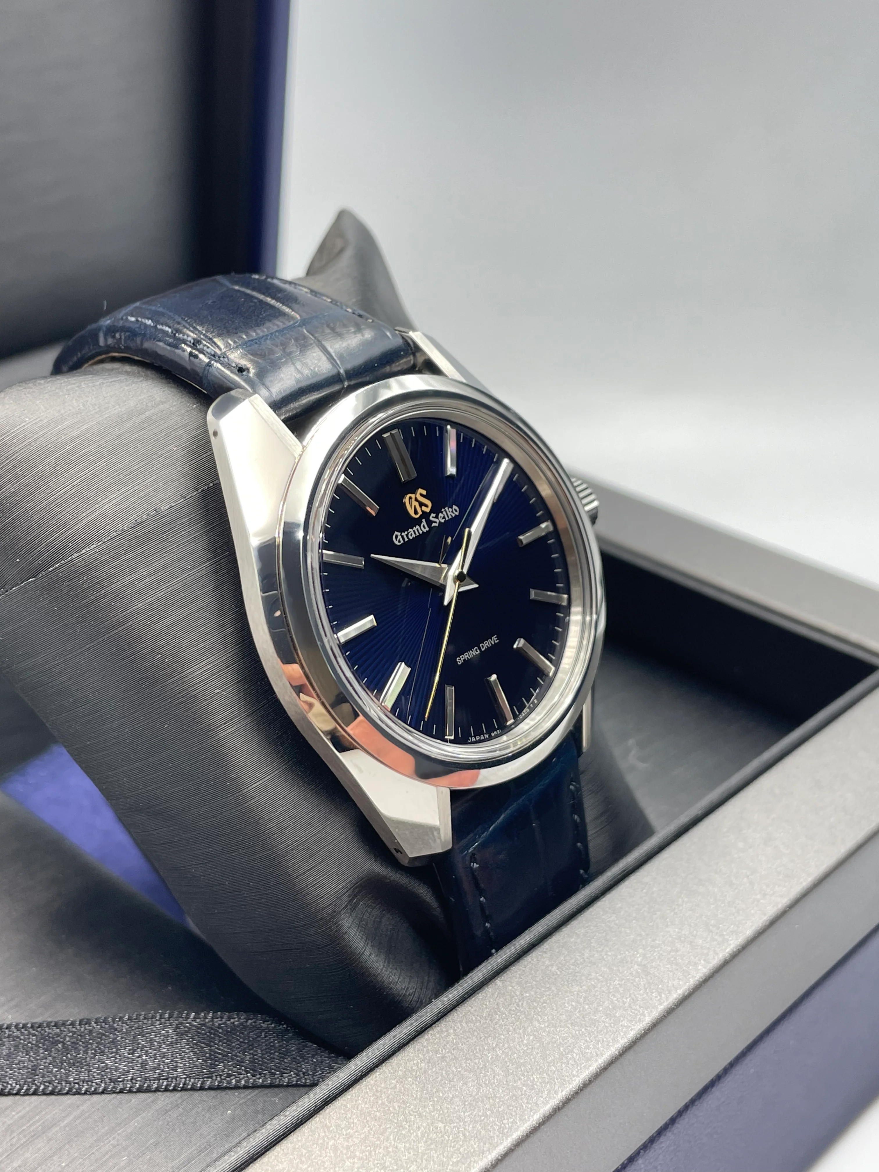 Grand Seiko Heritage Collection 44GS 55th Anniversary LE SBGY009 2022 [Preowned] - Image 12