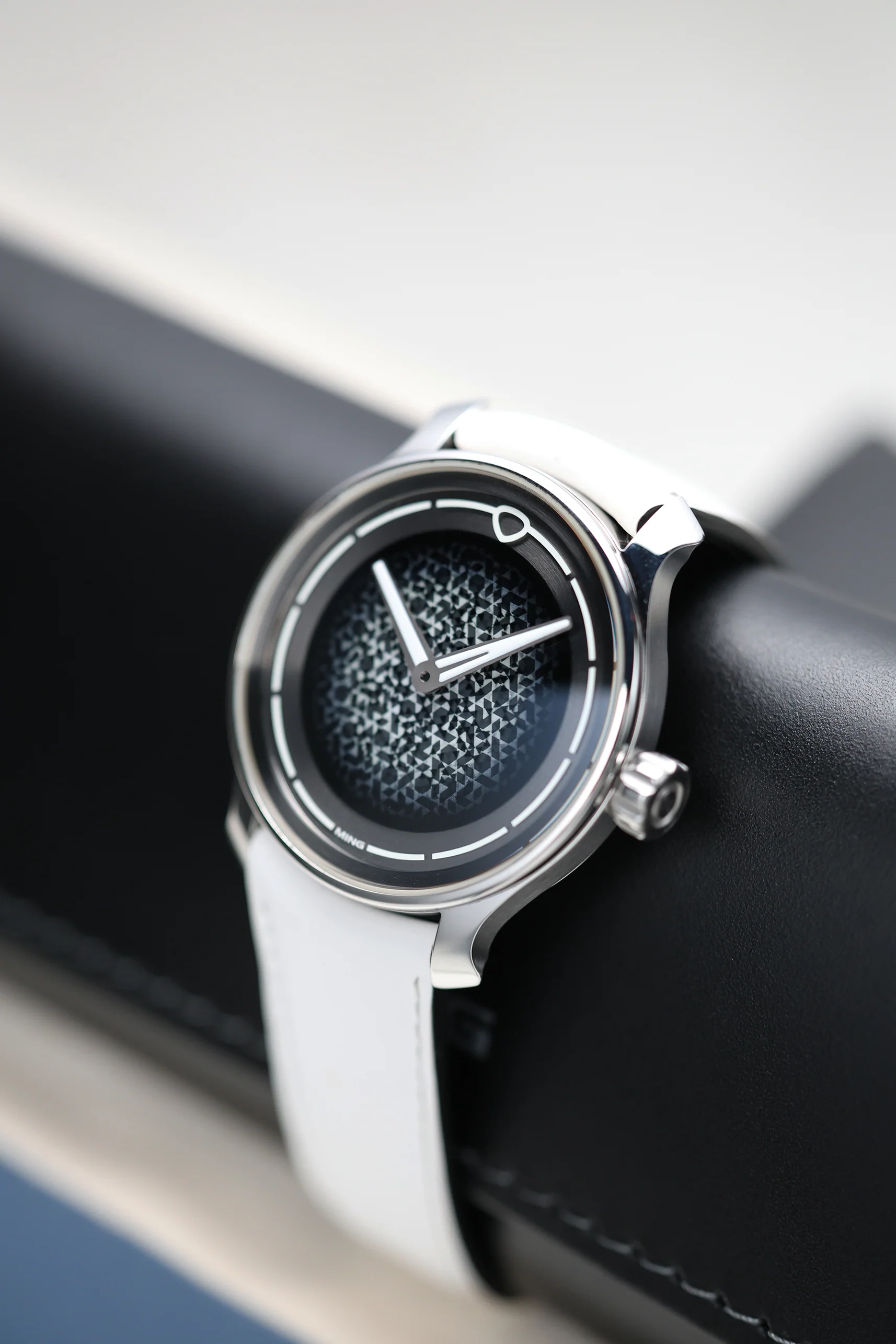 MING 37.07 Mosaic Fifth Anniversary Edition 38mm 2023 [Preowned] - Image 5