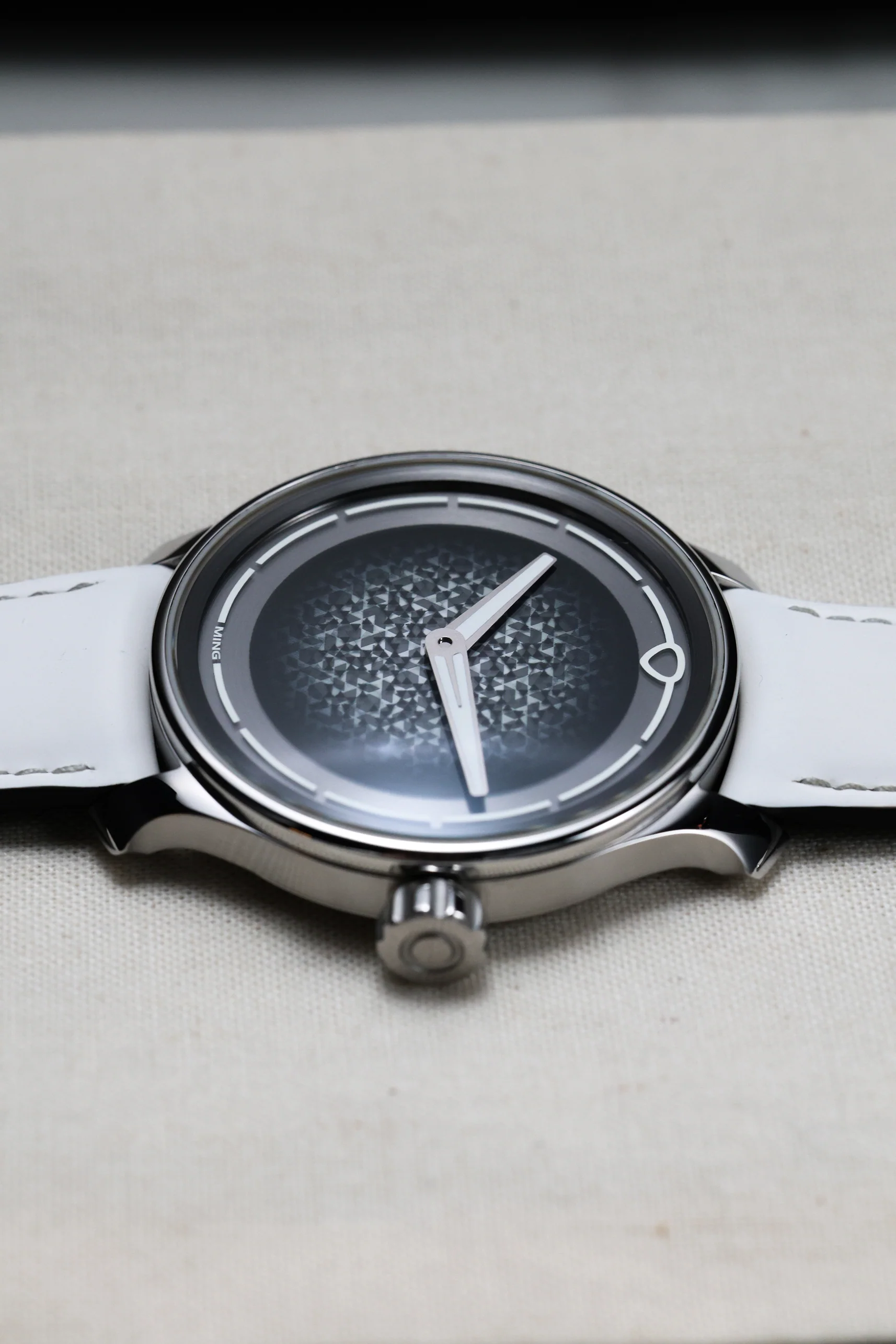 MING 37.07 Mosaic Fifth Anniversary Edition 38mm 2023 [Preowned] - Image 8