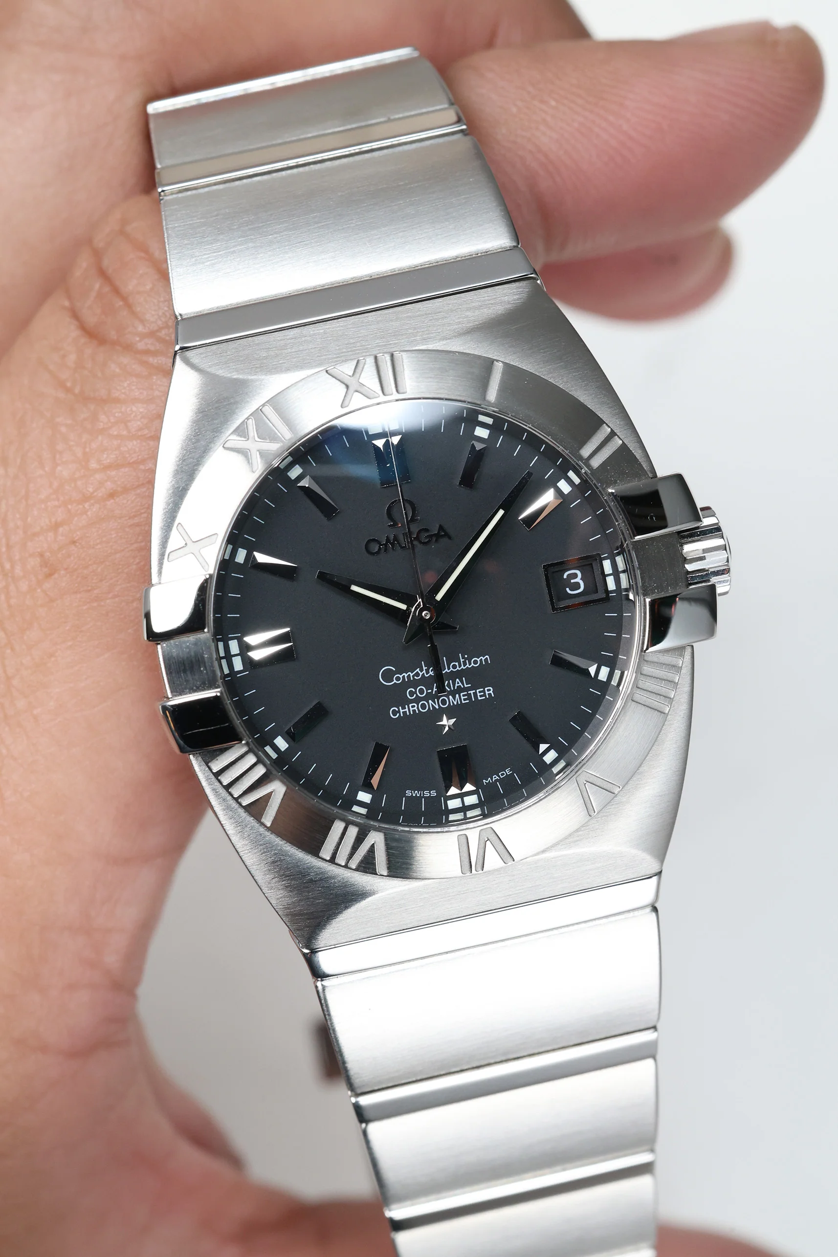 Omega Constellation 35mm Black 1501.51.00 2004 [Preowned] - Image 3