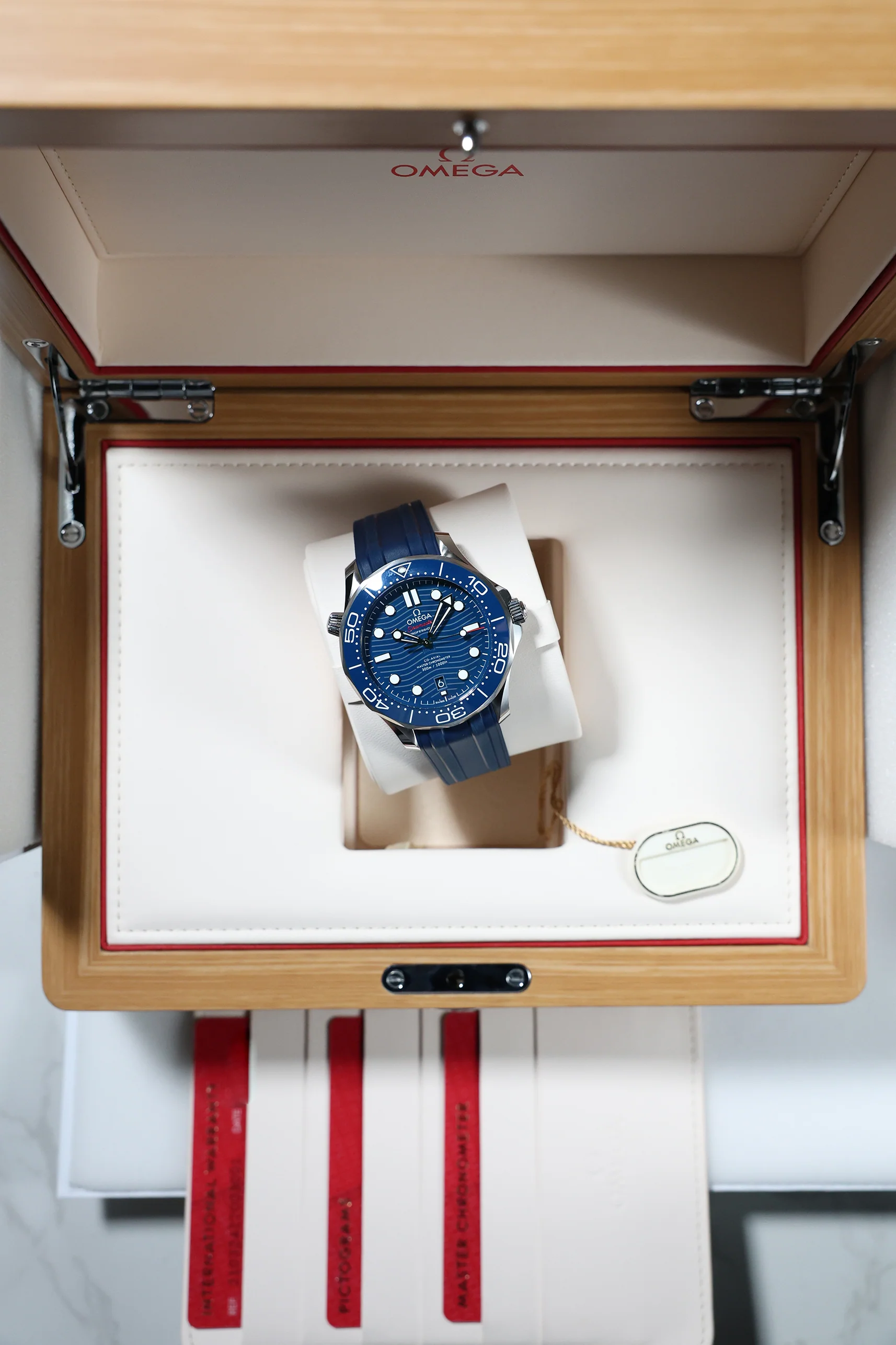Omega Diver 300m Co-Axial Master Chronometer 42mm - Image 15