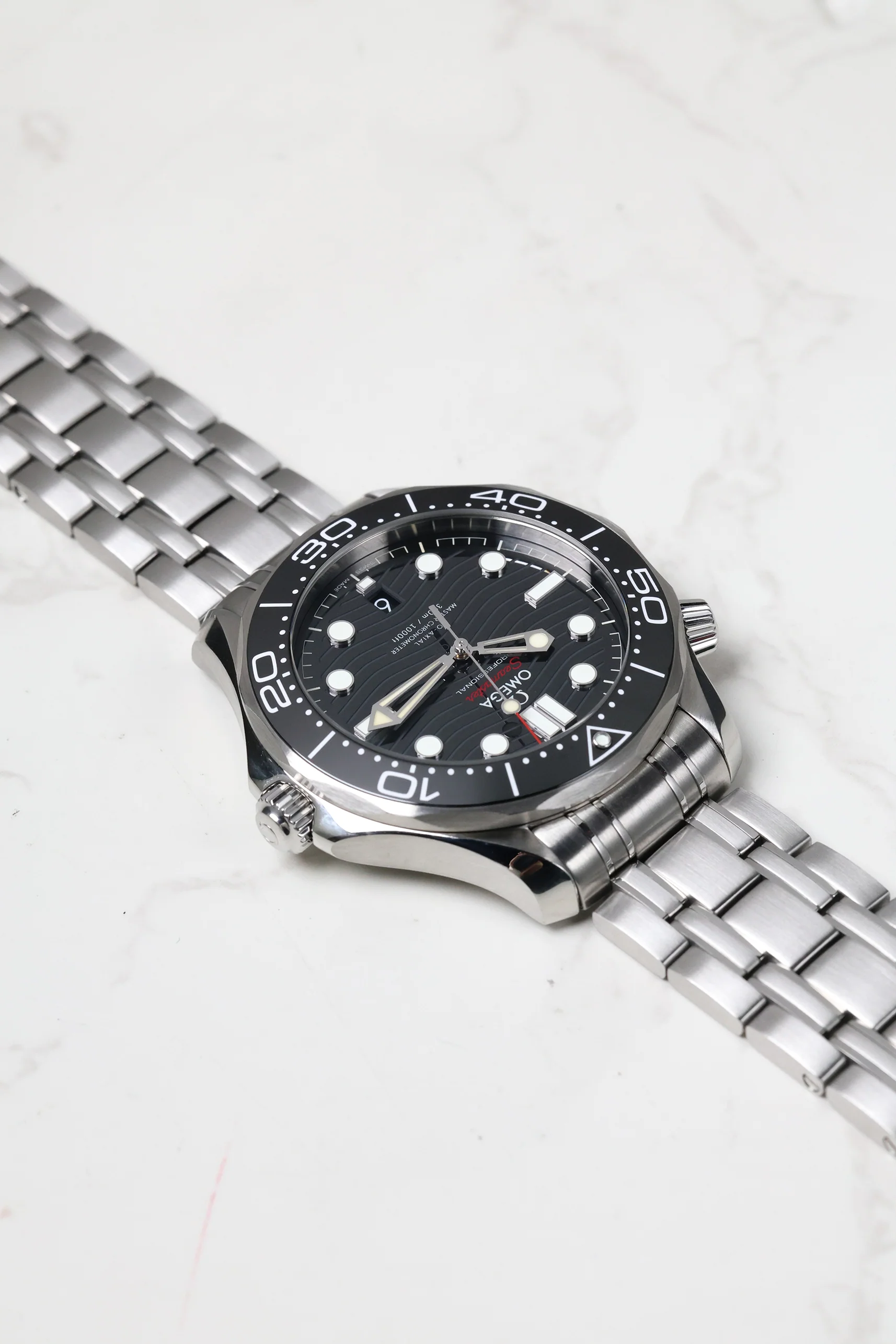 Omega Diver 300m Co-Axial Master Chronometer 42mm 2023 [Preowned] - Image 14