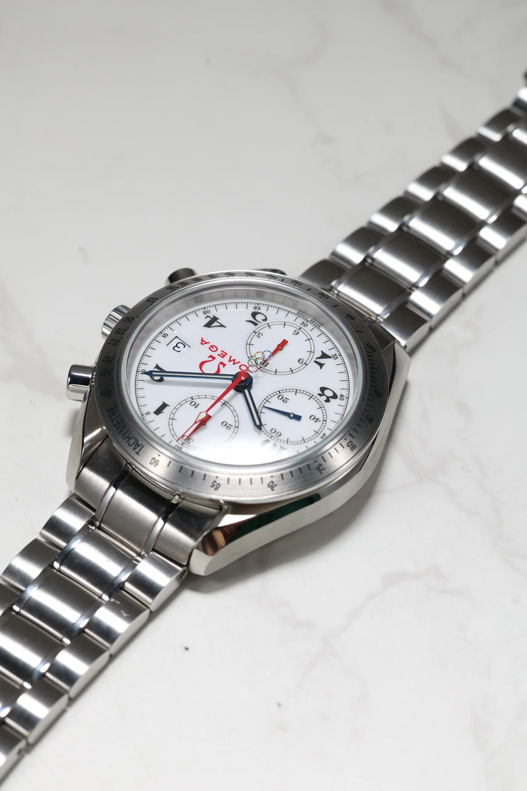 Omega Speedmaster Olympic Games 40mm 2009 [Preowned] - Image 11