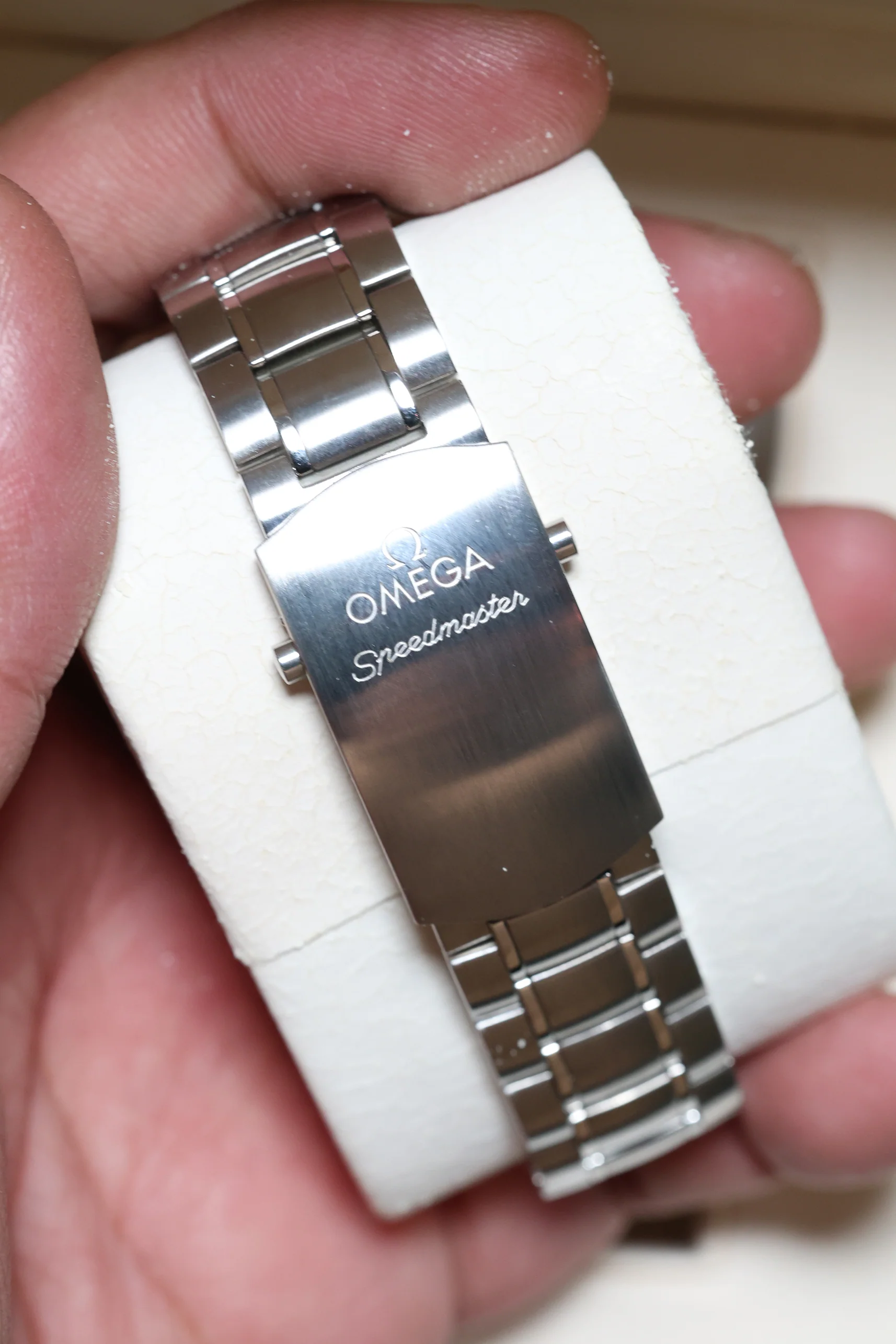 Omega Speedmaster Olympic Games 40mm 2009 [Preowned] - Image 18