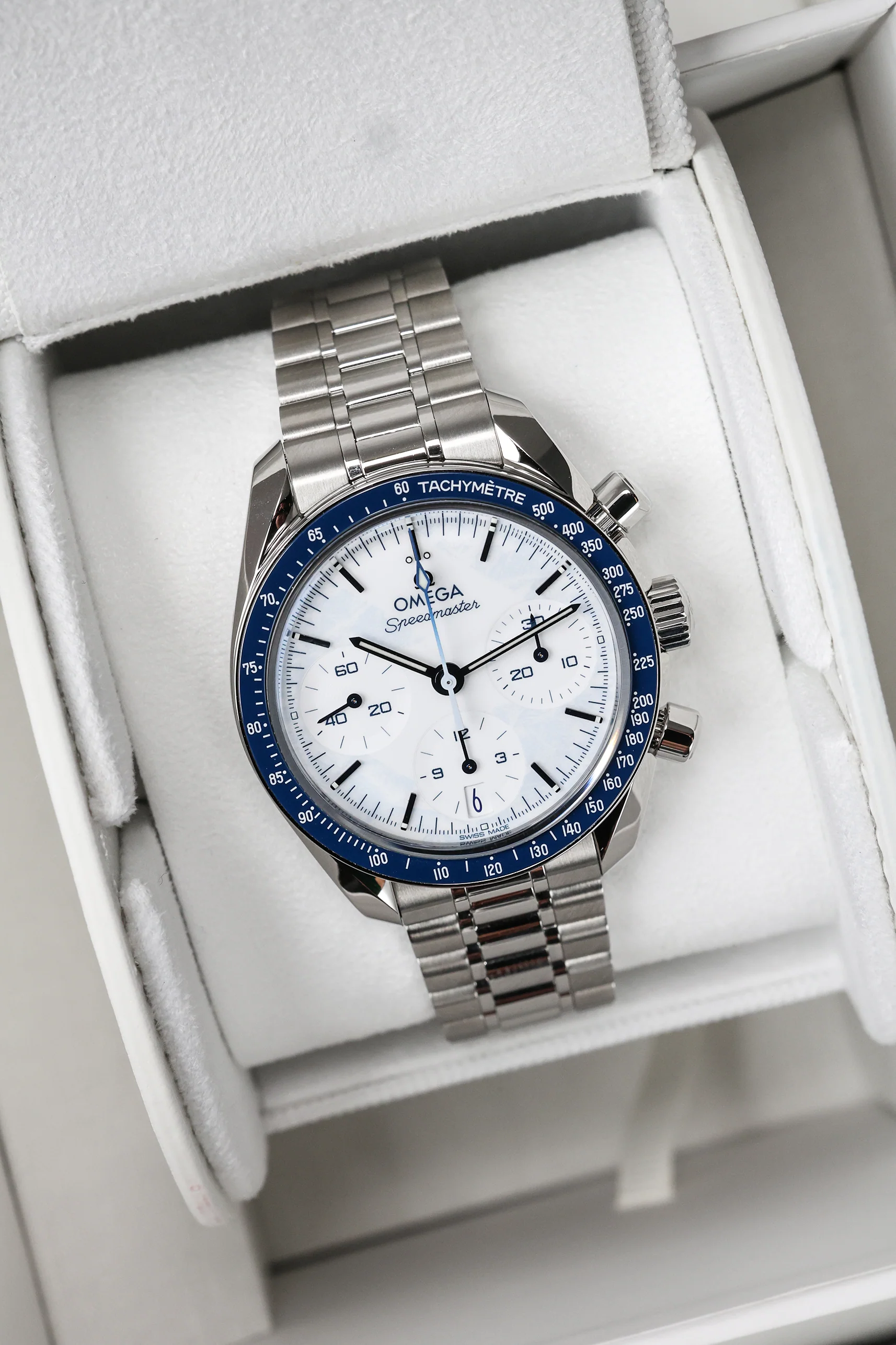 Omega Speedmaster Milano Cortina 38mm 522.30.38.50.04.001 2025 [Preowned] - Image 8