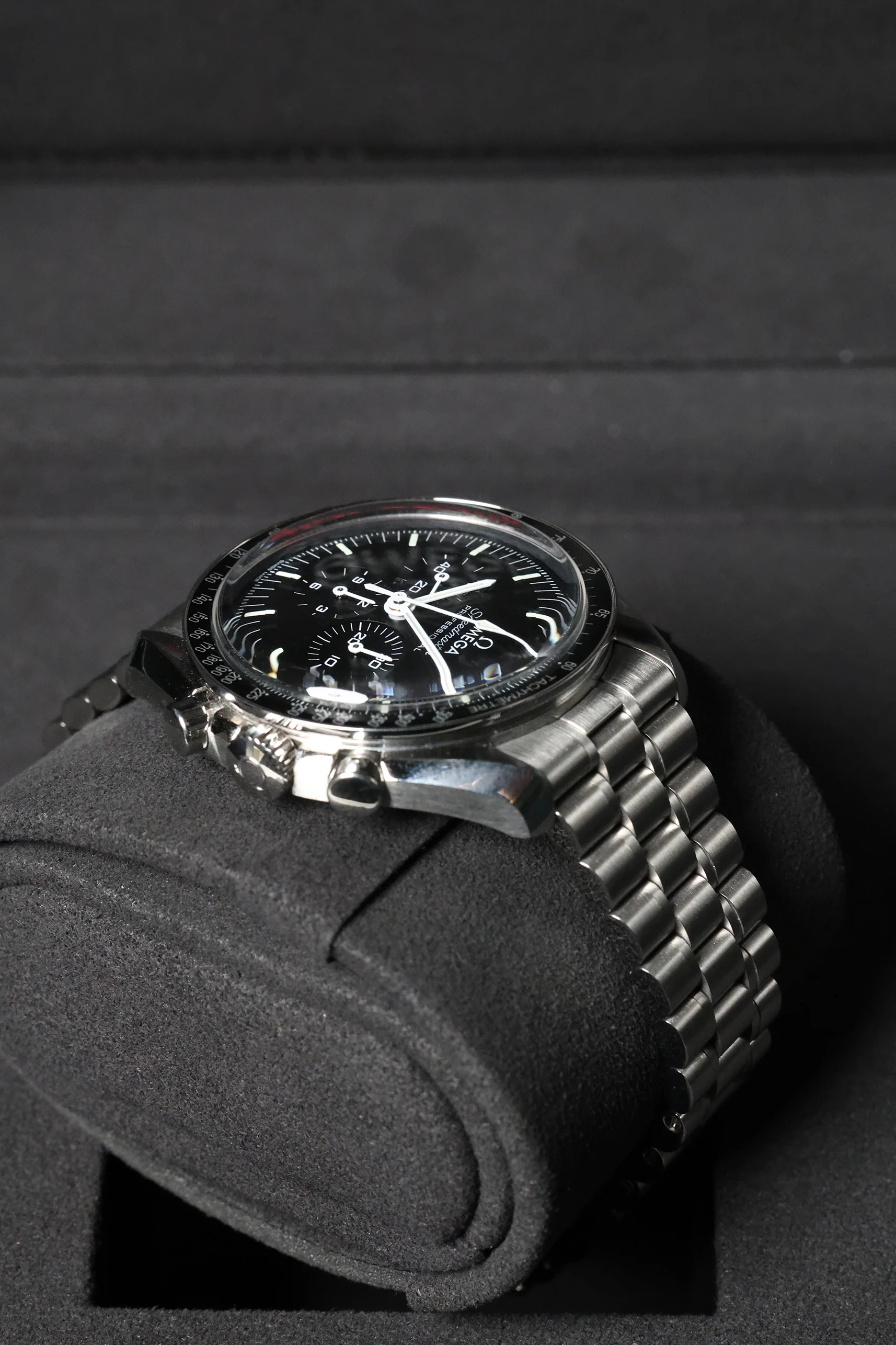 Omega Speedmaster Moonwatch Professional 3861 Hesalite 310.30.42.50.01.001 2024 [Preowned] - Image 14