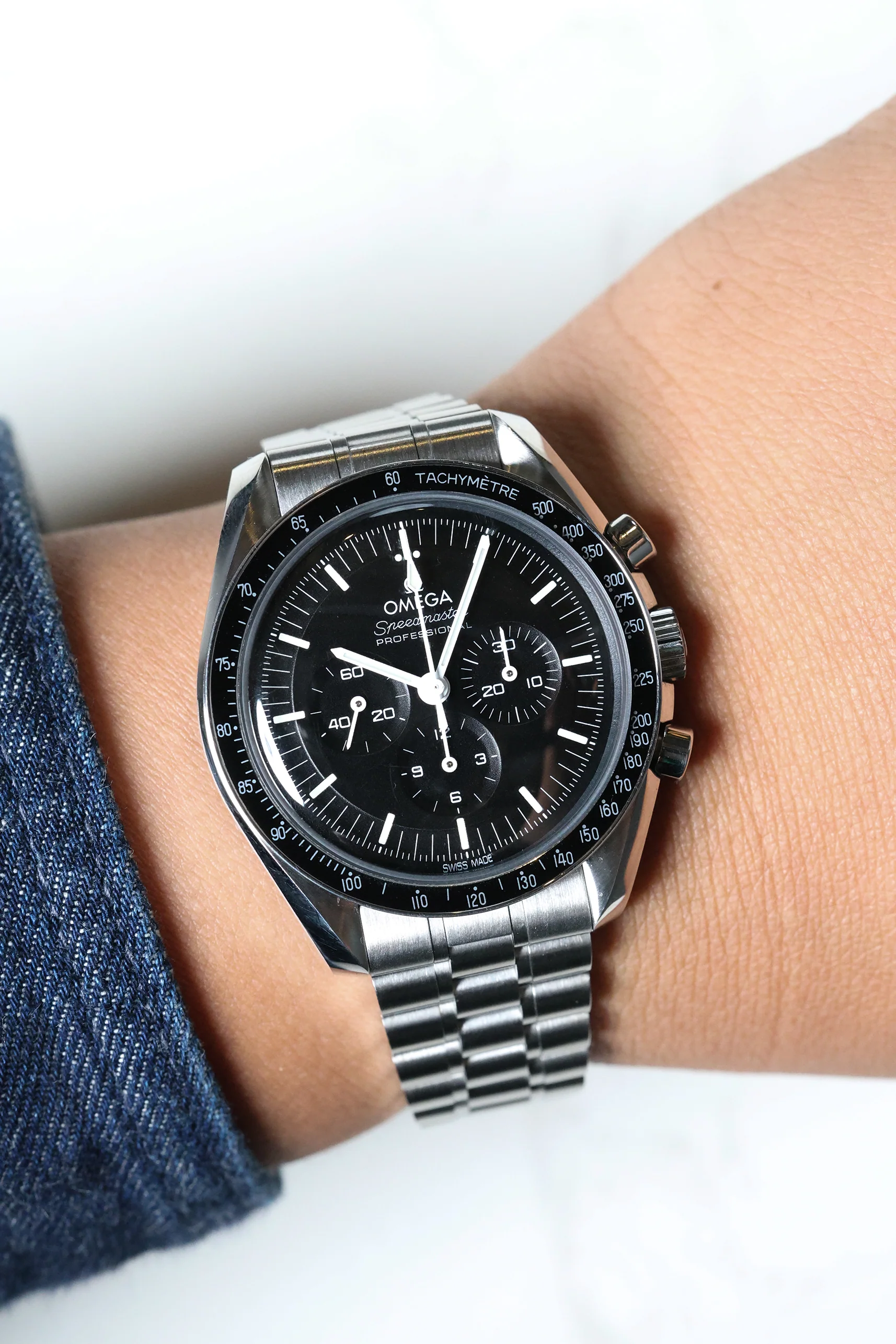 Omega Speedmaster Moonwatch Professional 3861 Hesalite 310.30.42.50.01.001 2024 [Preowned] - Image 6