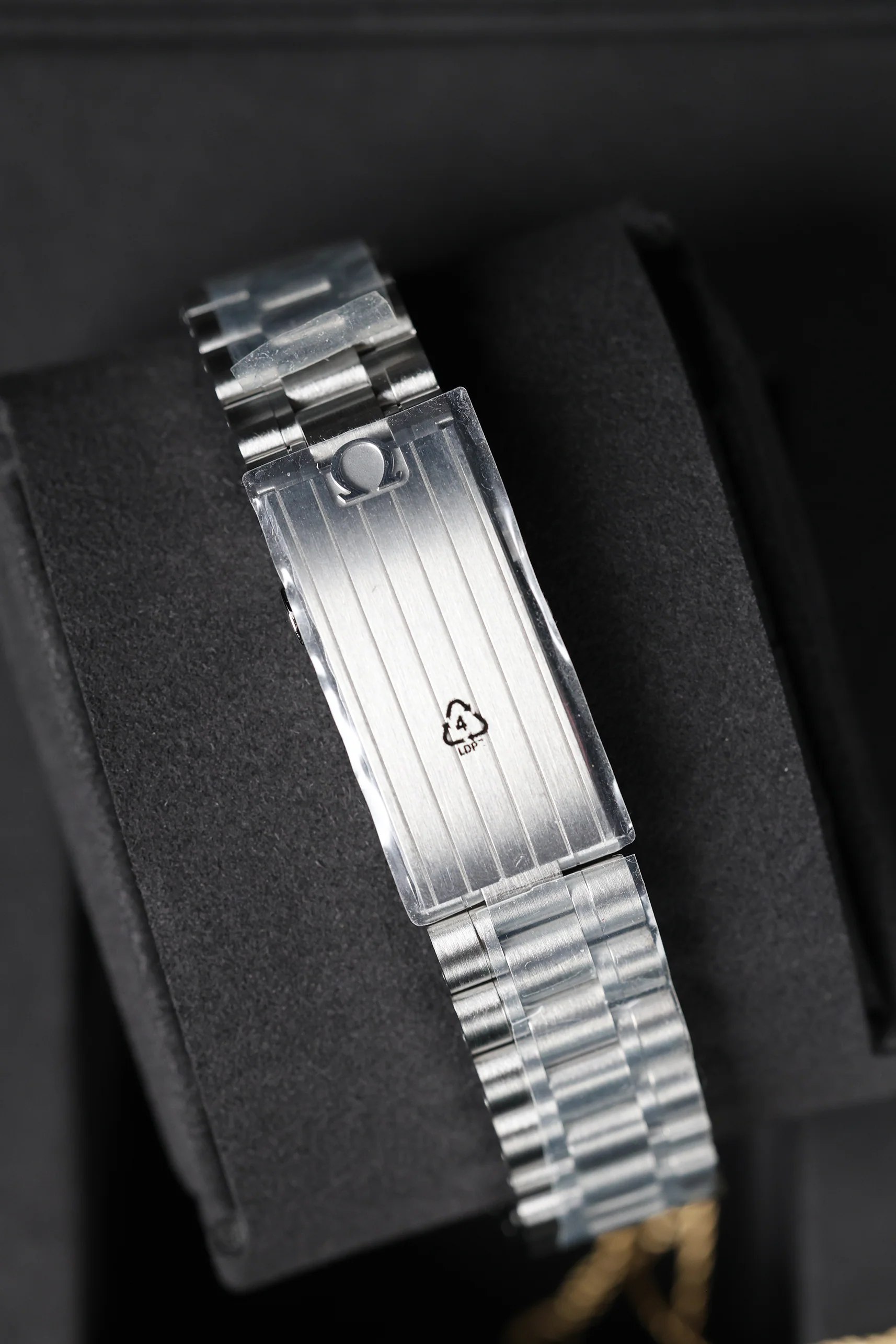 Omega Speedmaster Moonwatch Professional 3861 Hesalite 310.30.42.50.01.001 - Image 13
