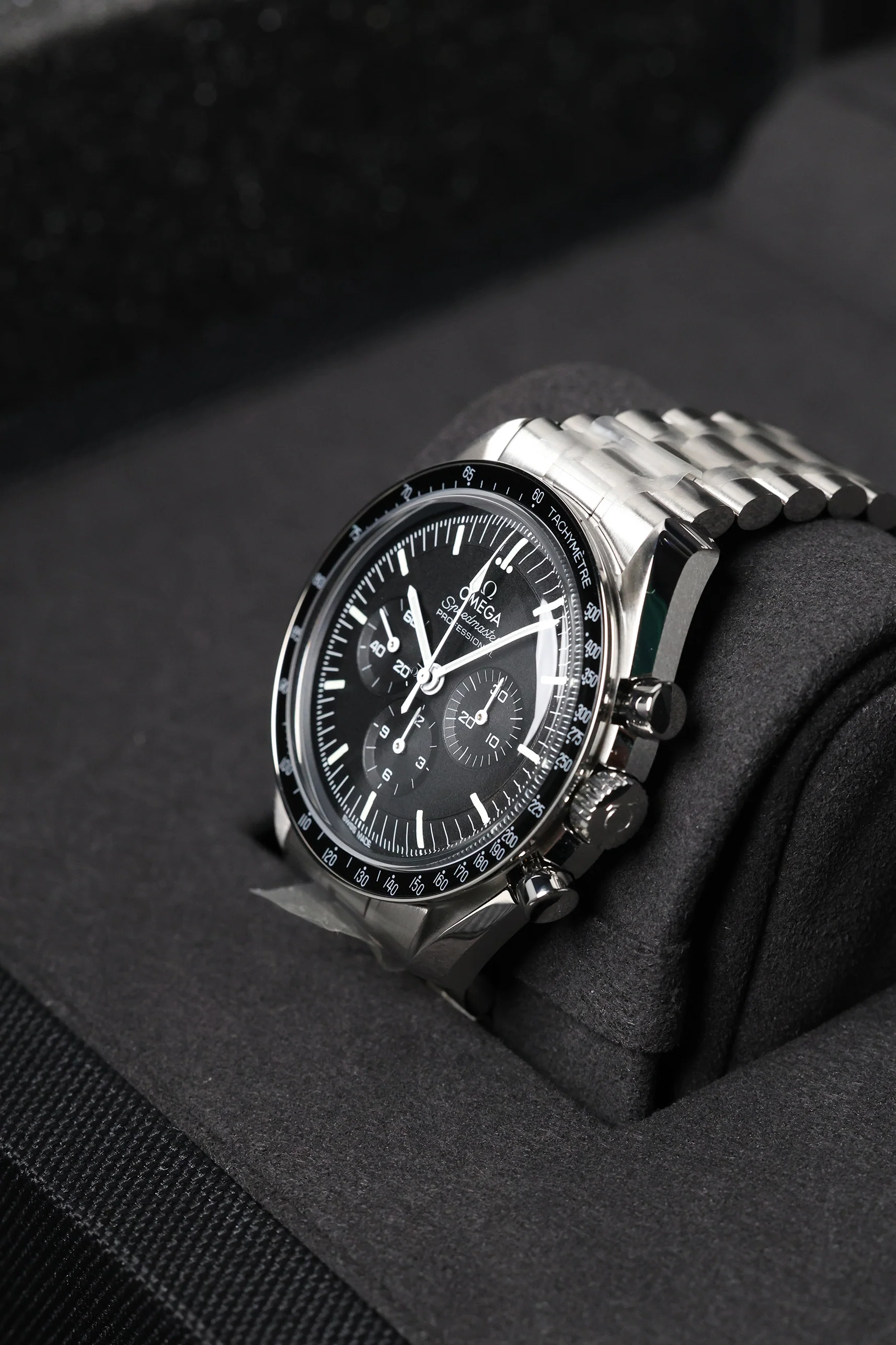 Omega Speedmaster Moonwatch Professional 3861 Hesalite 310.30.42.50.01.001 - Image 9