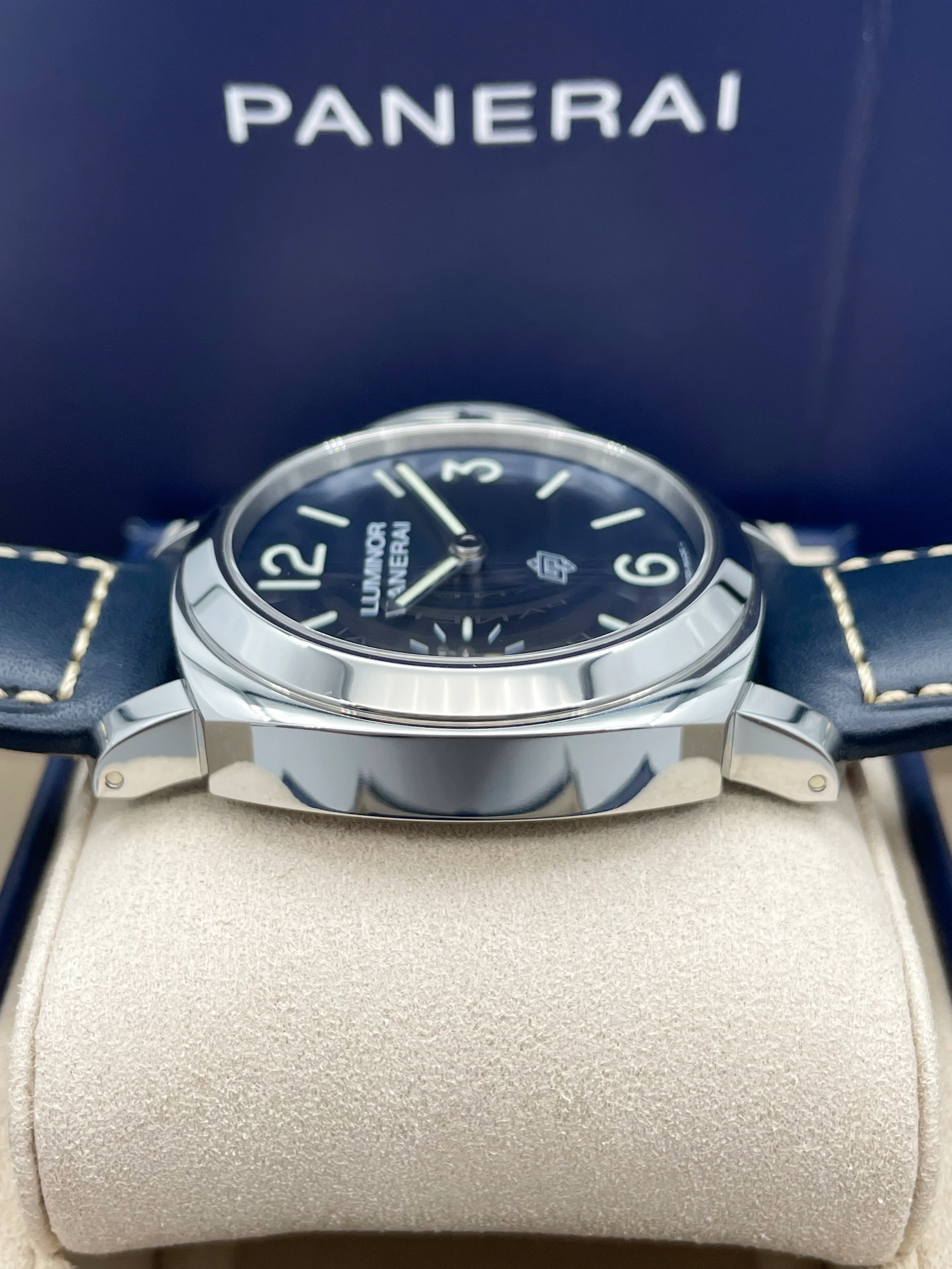 Panerai Luminor Blue Mare 3 Days 44mm PAM01085 - Image 8