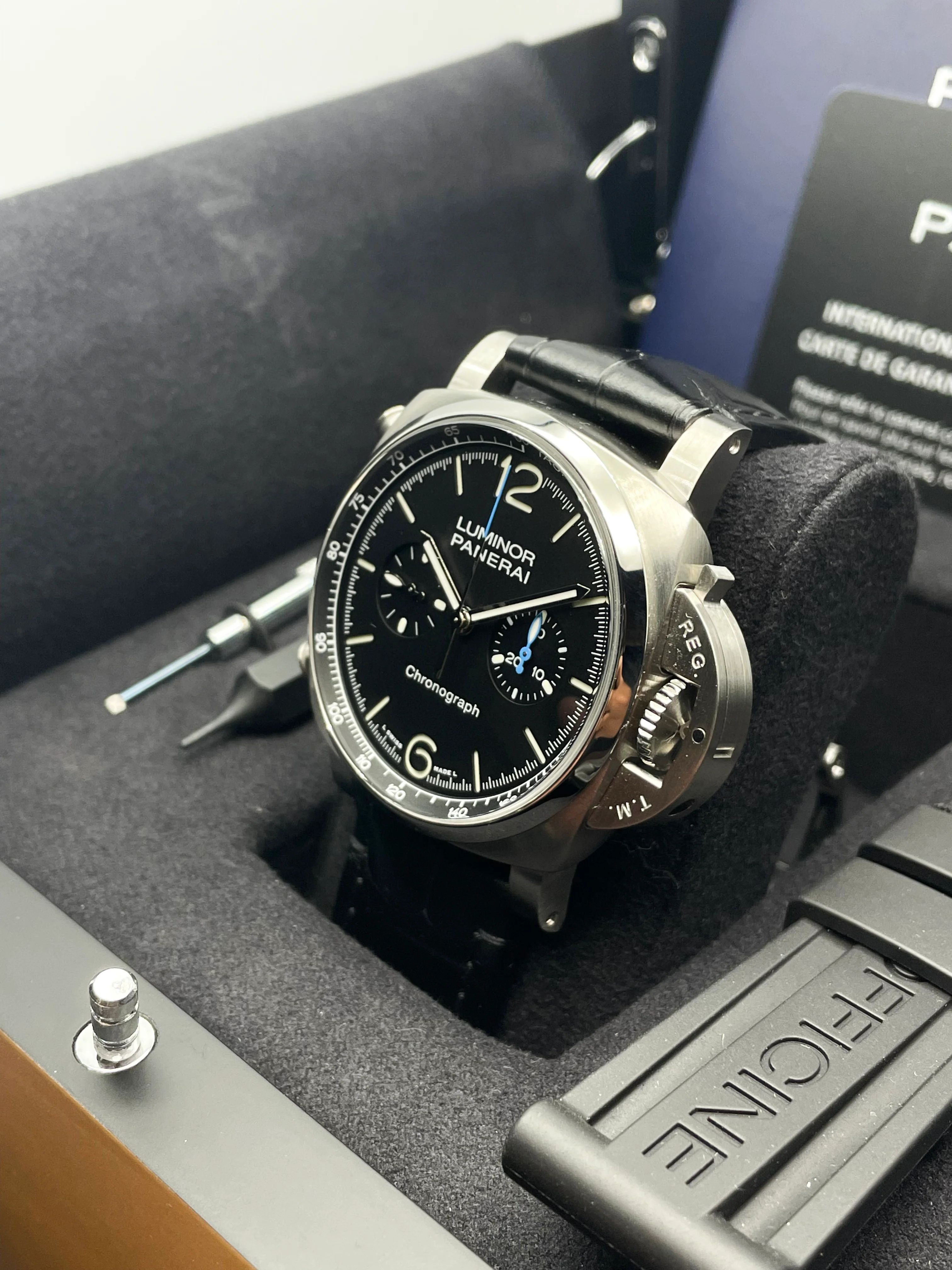 Panerai Luminor Chrono 44mm PAM01109 2024 [Preowned] - Image 6