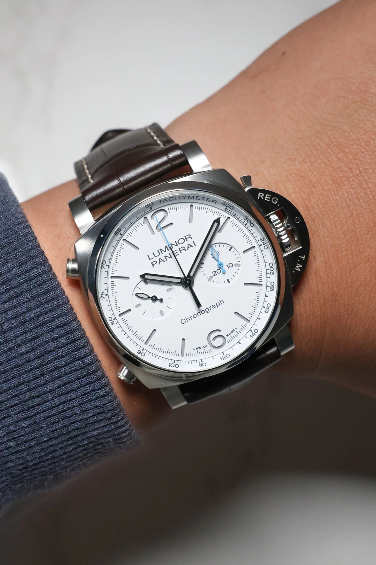 Panerai Luminor Chrono 44mm PAM01218 2025 [Preowned] - Image 2