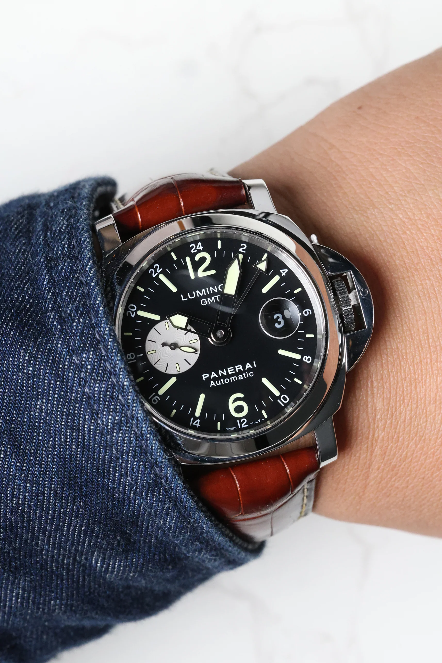 Panerai Luminor GMT Automatic PAM00088 44mm 2015 [Preowned] - Image 6
