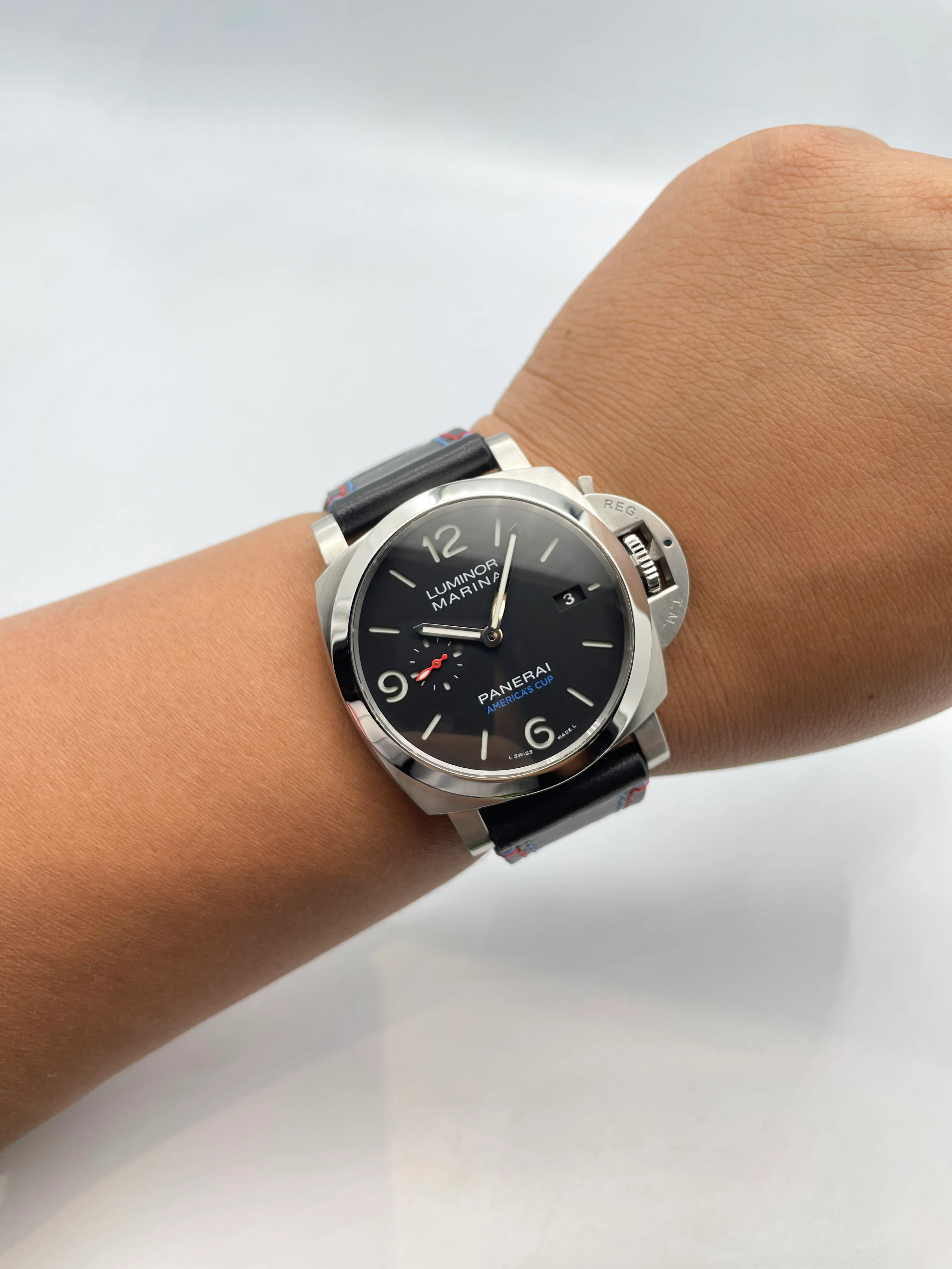 Panerai Luminor Marina 1950 America’s Cup 3 Days Auto 44mm PAM00727 LE 2017 [Preowned] - Image 2