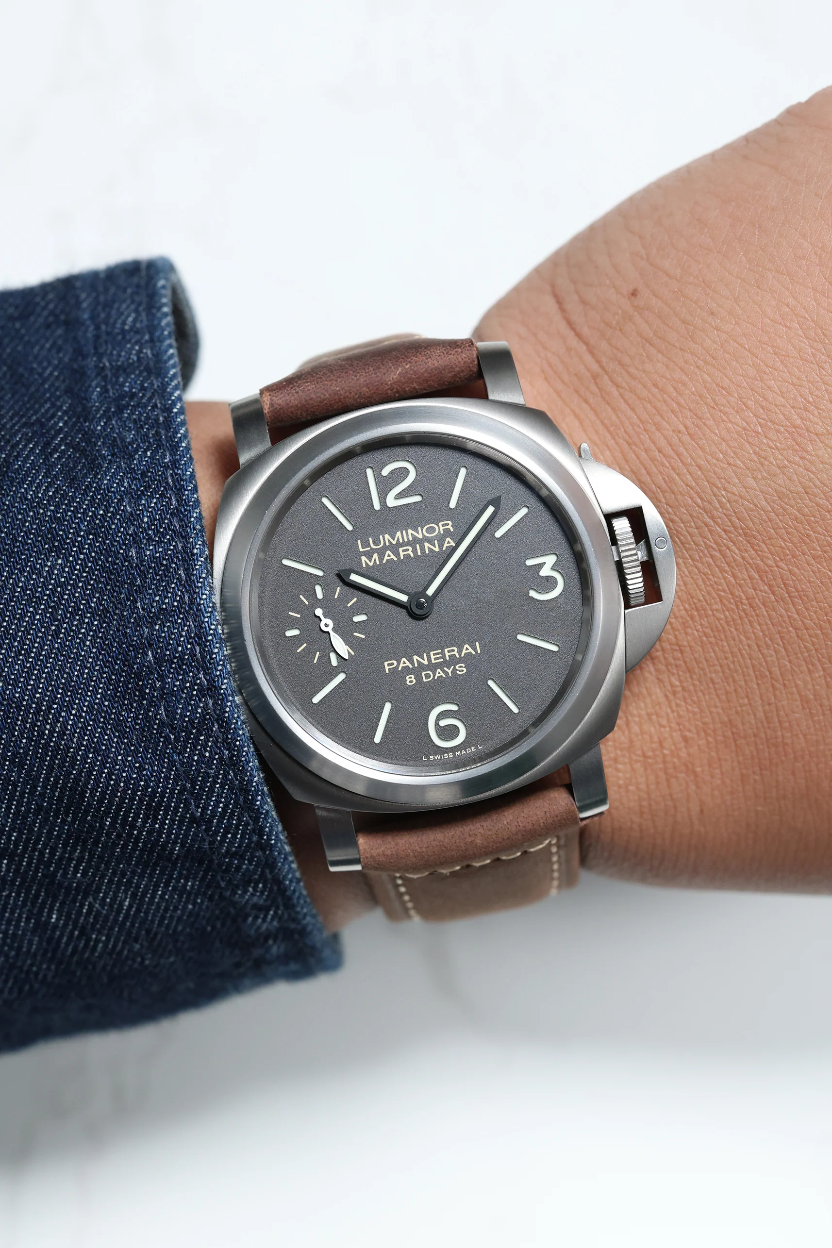 Panerai Luminor Marina Titanium 8 Days 44mm PAM00564 2014 [Preowned] - Image 2