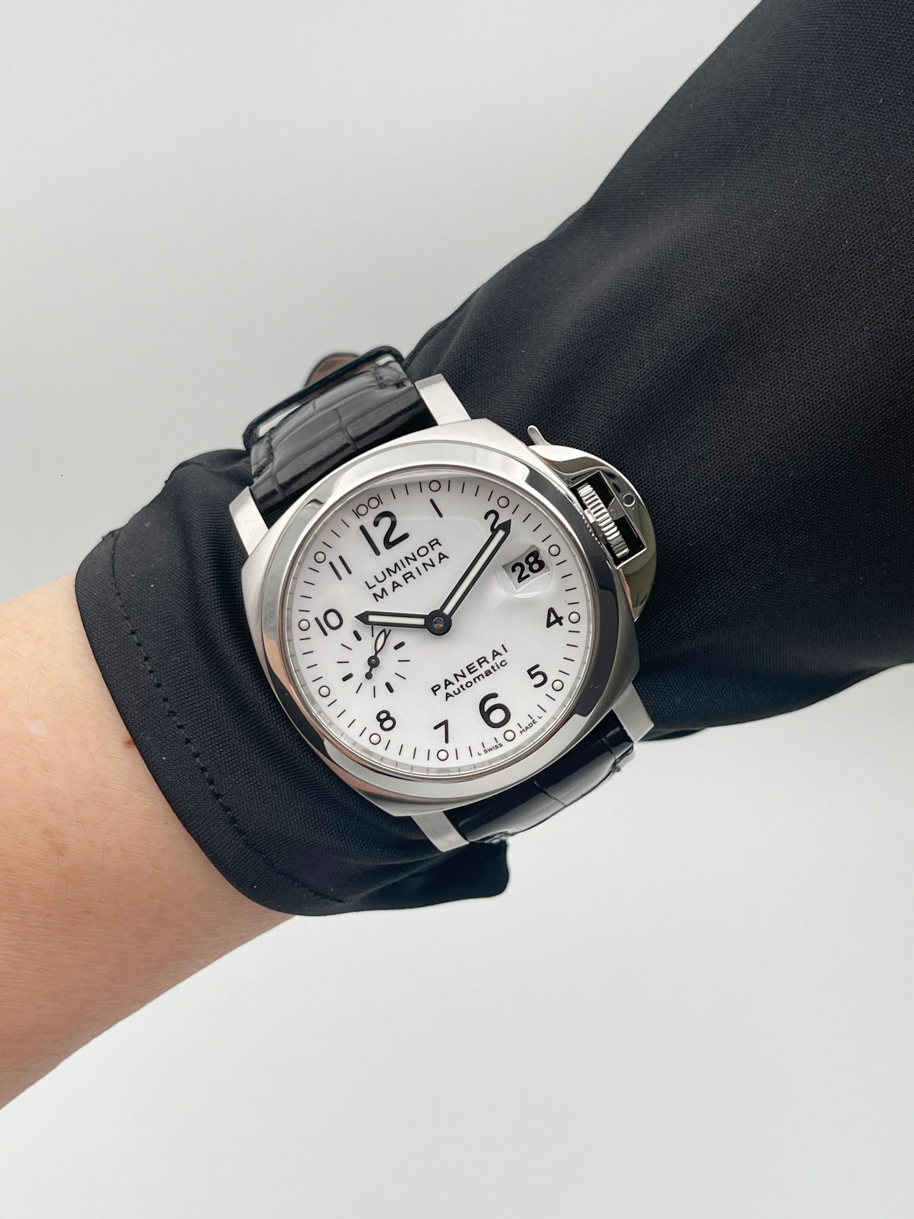 Panerai Luminor Marina White 40mm PAM00049 2008 [Preowned] - Image 2