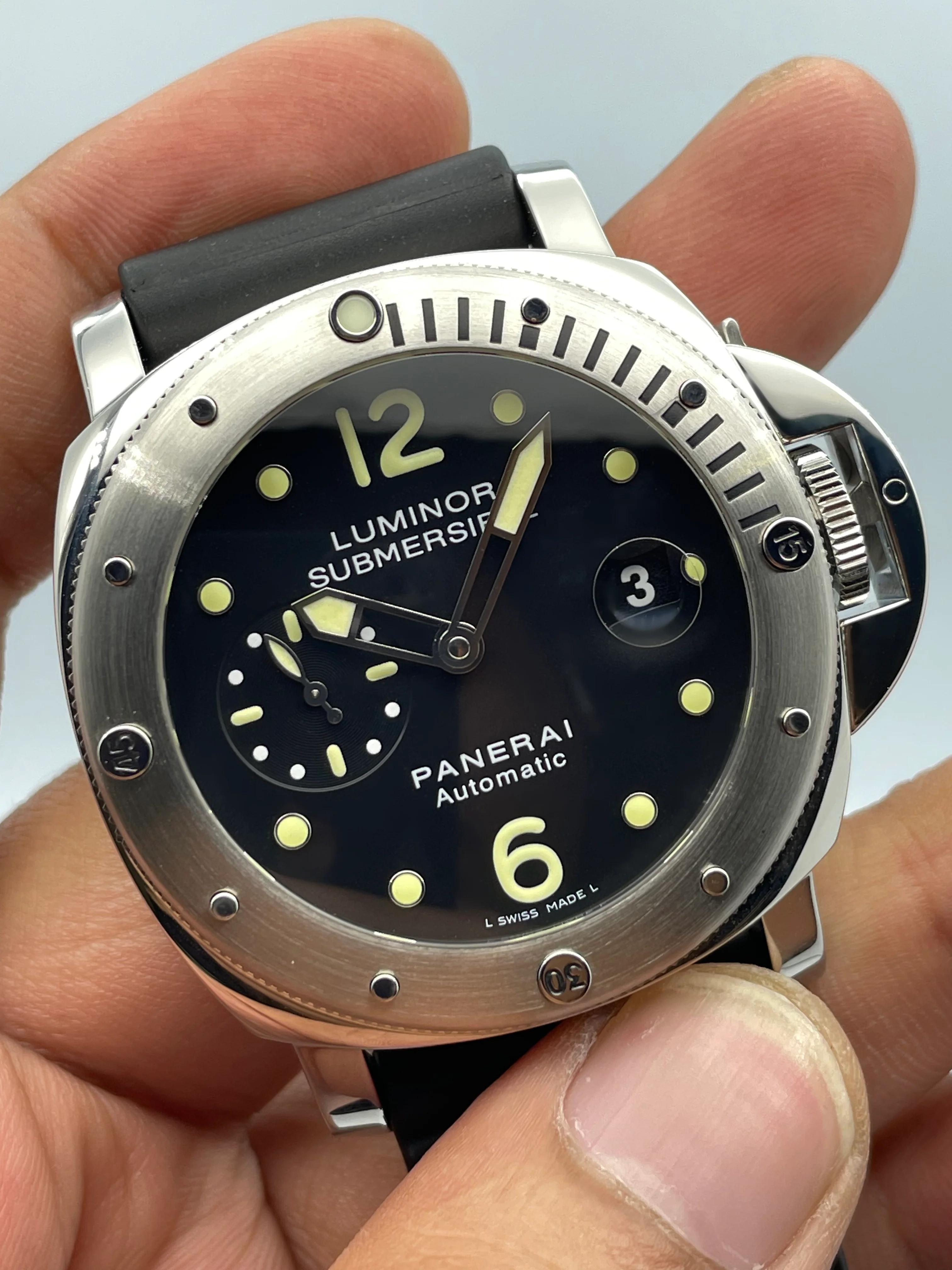 Panerai Submersible Automatic 44mm PAM00024 2015 [Preowned] - Image 3