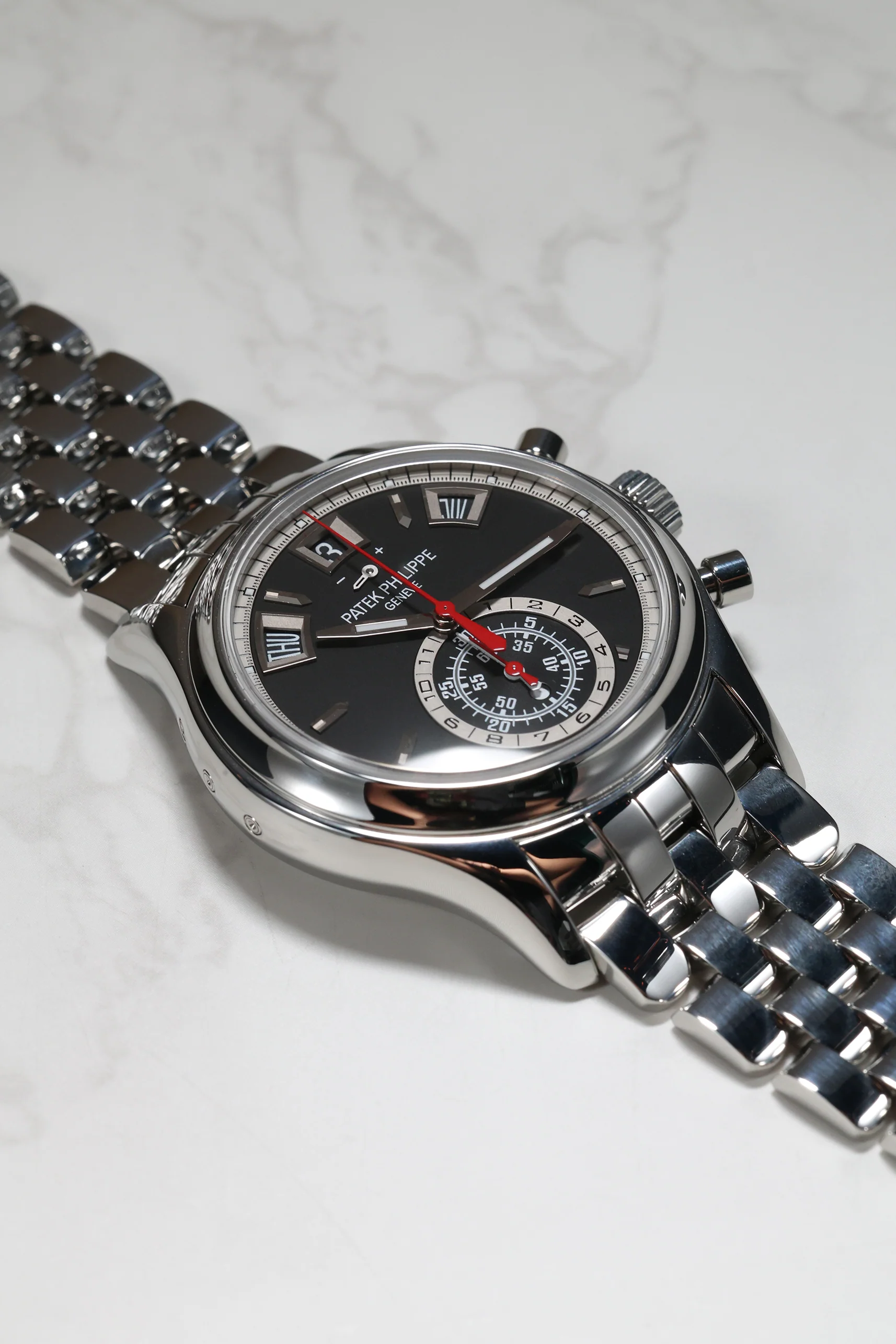 Patek Philippe Annual Calendar Chronograph Steel Black 5960/1A-010 2018 [Preowned] - Image 11
