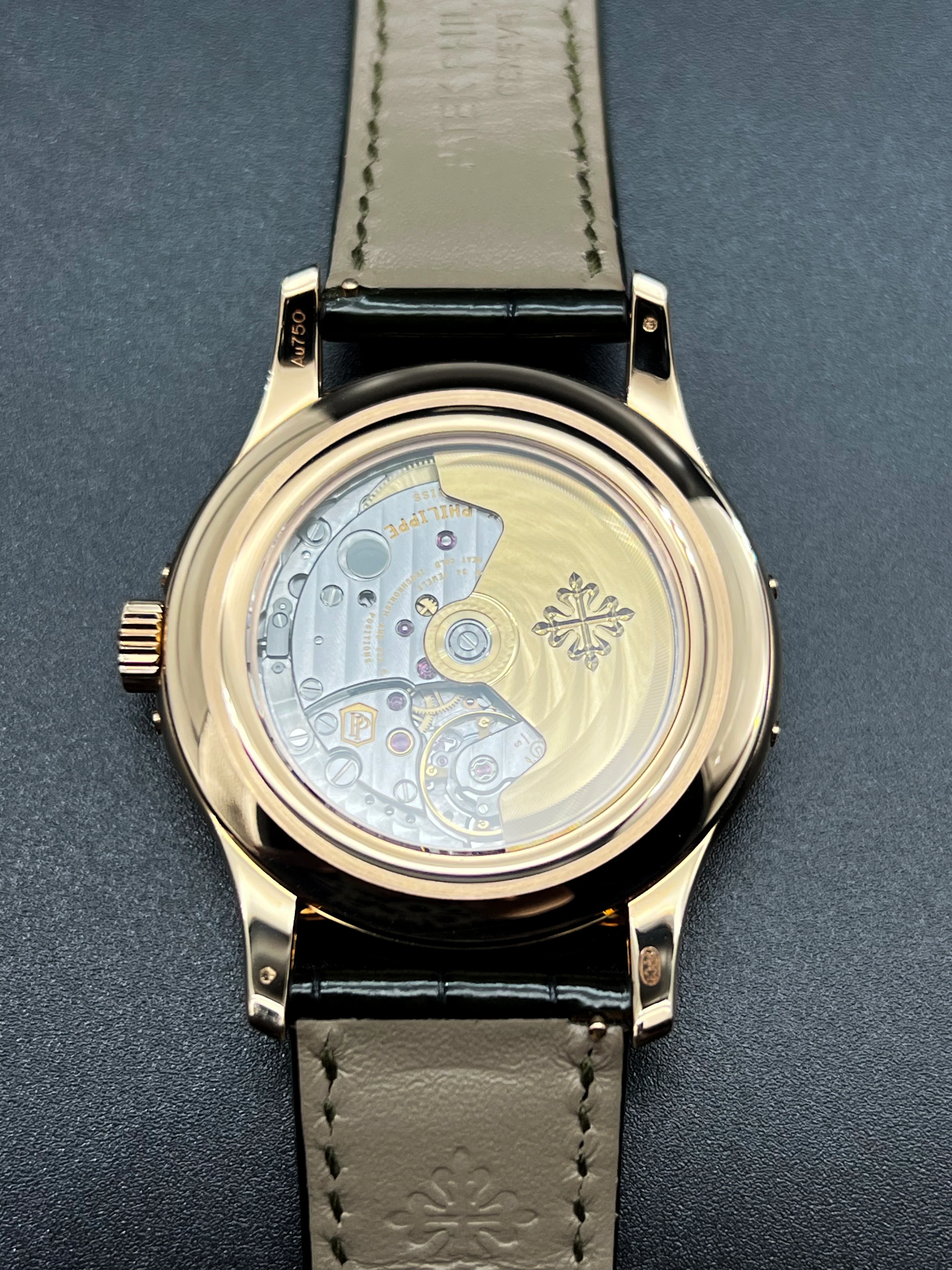 Patek Philippe Annual Calendar Rose Gold 5205R-011 2024 [Preowned] - Image 19