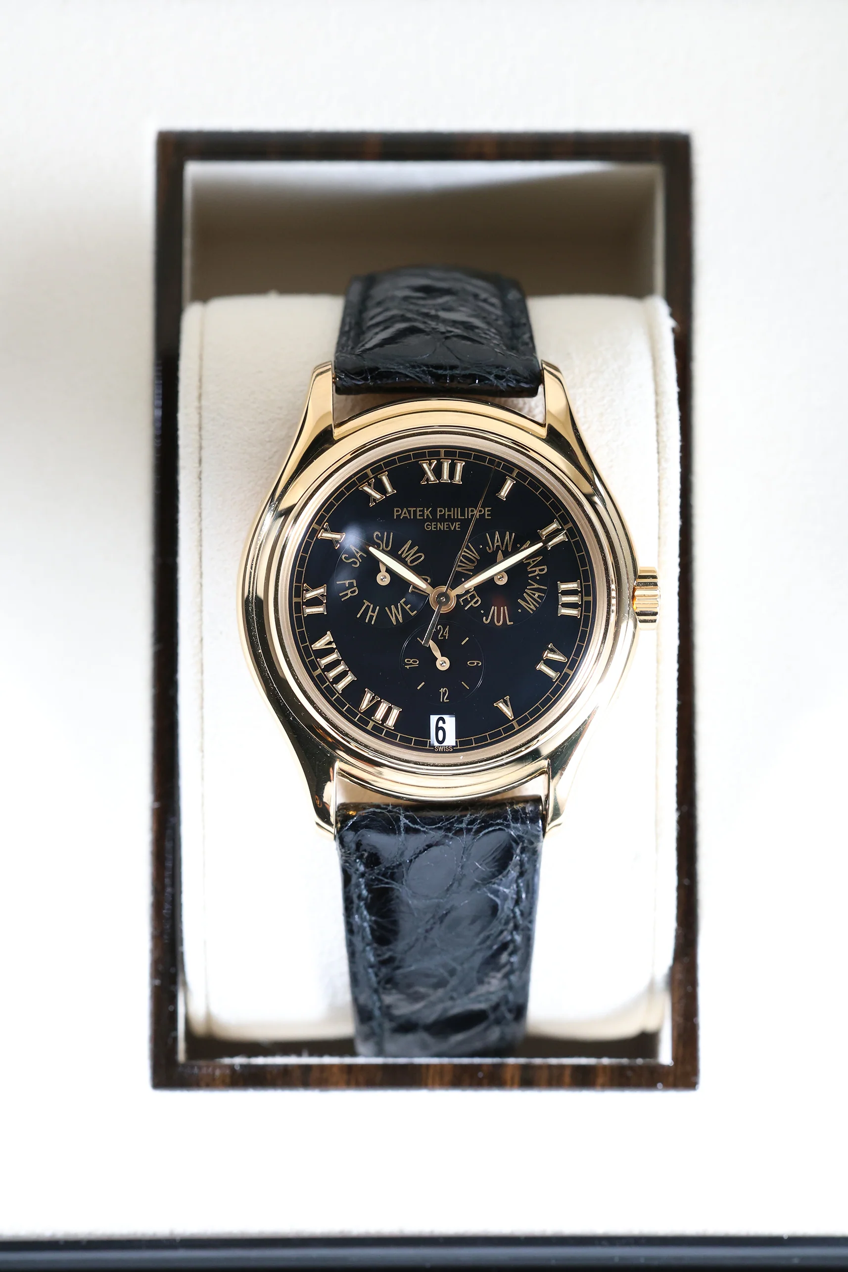 Patek Philippe Annual Calendar 5035J-020 2001 [Preowned] - Image 9