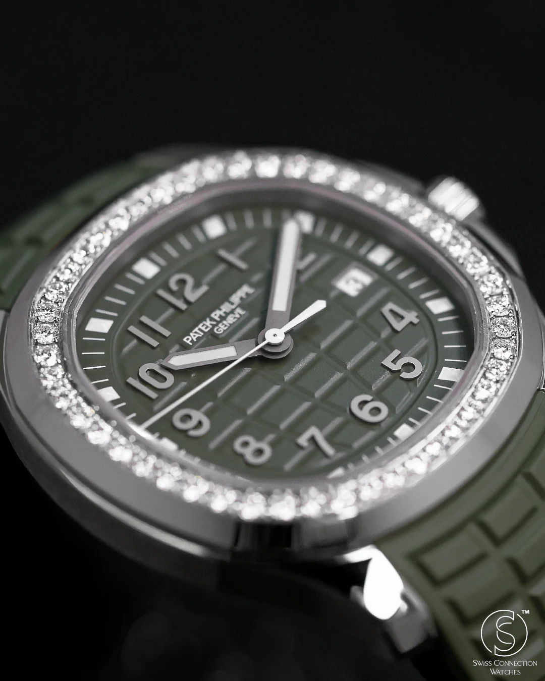 Patek Philippe Aquanaut Green Luce Diamond Set 5267/200A-011 - Image 3