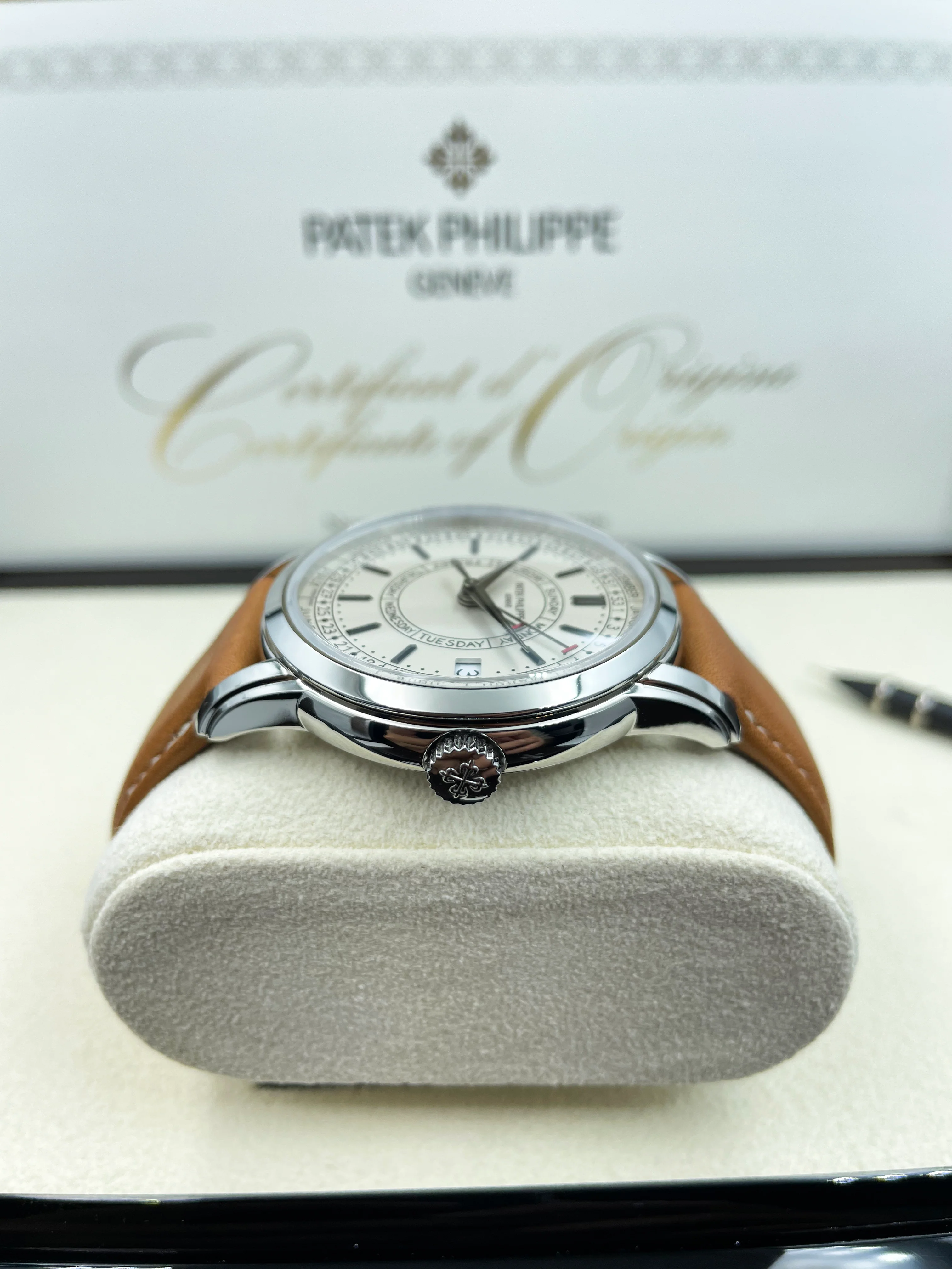 Patek Philippe Complications Calatrava Weekly Calendar 5212A 2021 NOS - Image 14