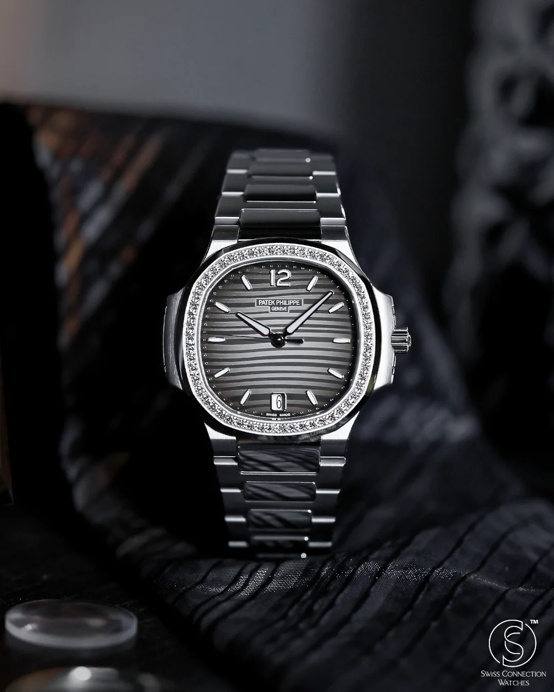 Patek Philippe Nautilus Ladies Gray Opaline Dial 7118/1200A-011 - Image 4