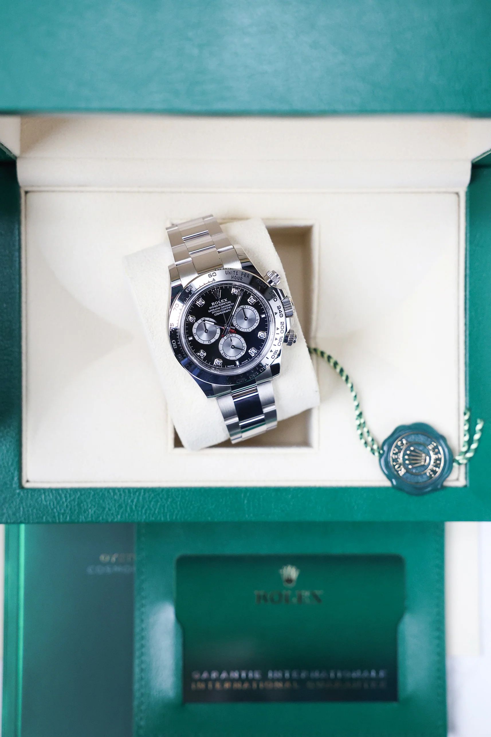 Rolex Cosmograph Daytona White Gold - 8 Diamond Black 126509 2024 [Preowned] - Image 18