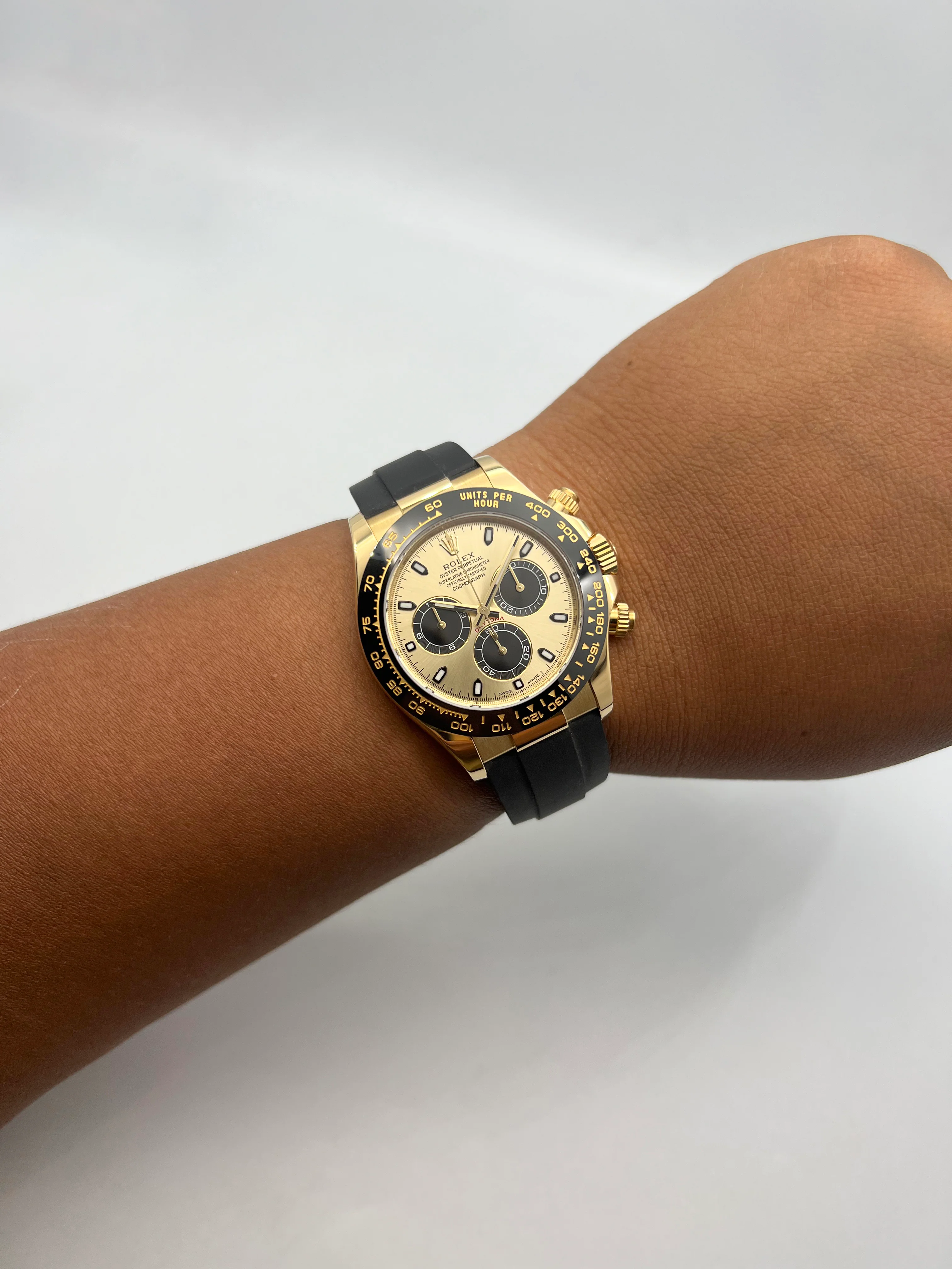 Rolex Cosmograph Daytona Yellow Gold YML Oysterflex 116518LN 2023 [Preowned] - Image 2