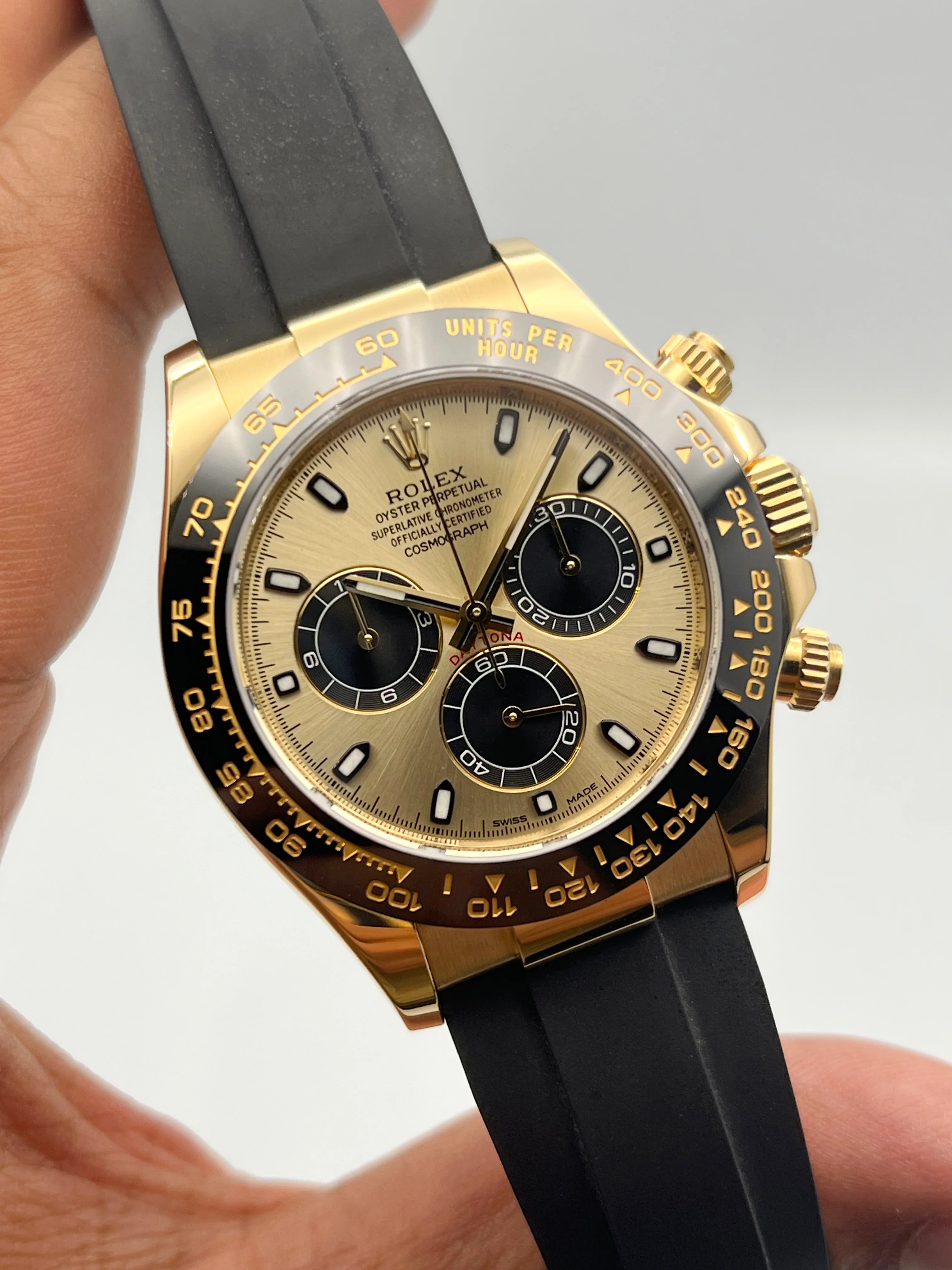 Rolex Cosmograph Daytona Yellow Gold YML Oysterflex 116518LN 2023 [Preowned] - Image 3