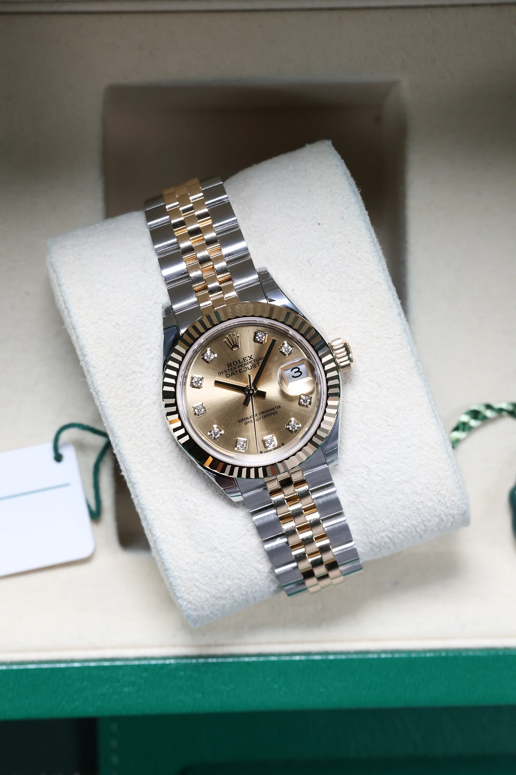 Rolex Datejust 28mm Champagne 10 Diamonds Rolesor Jubilee 279173 - Image 8