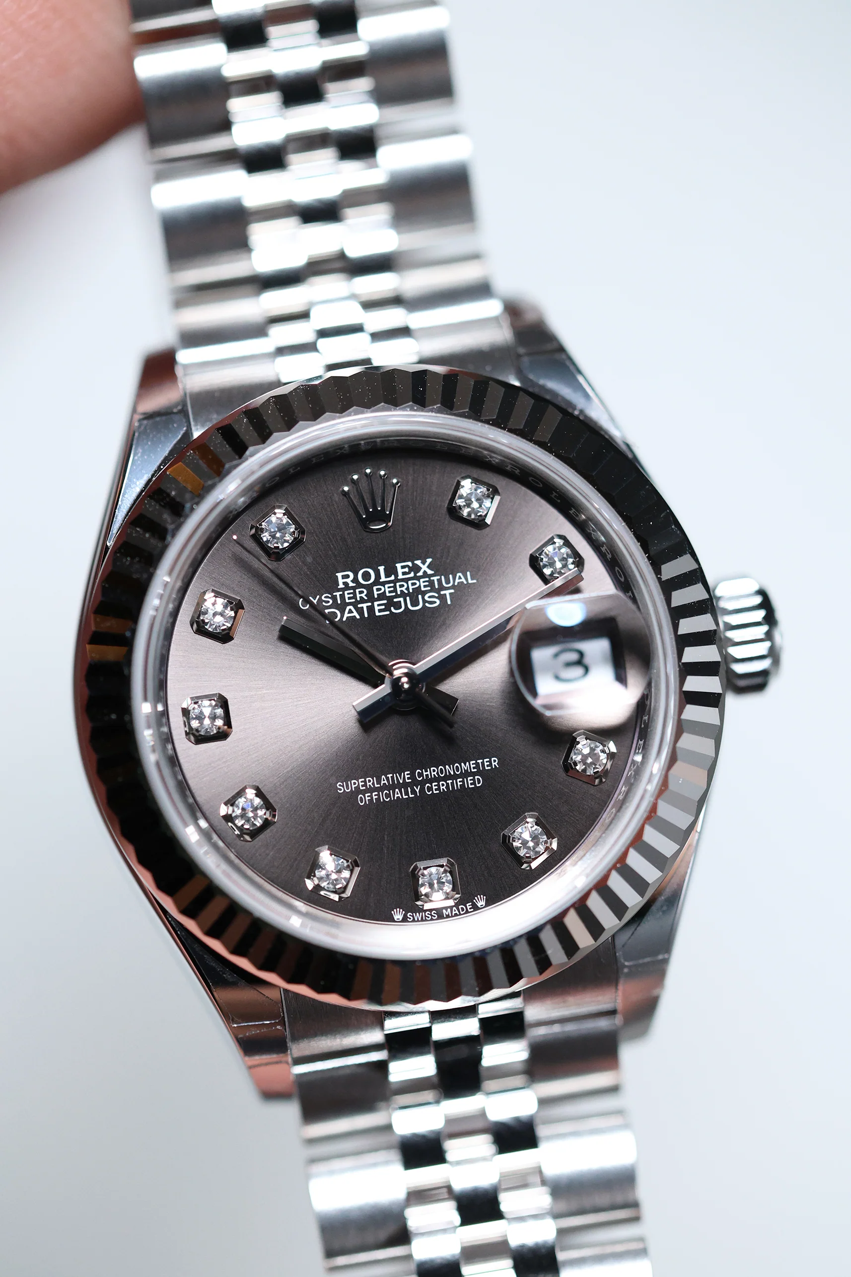 Rolex Datejust 28mm Dark Grey 10 Diamonds Jubilee 279174 - Image 7