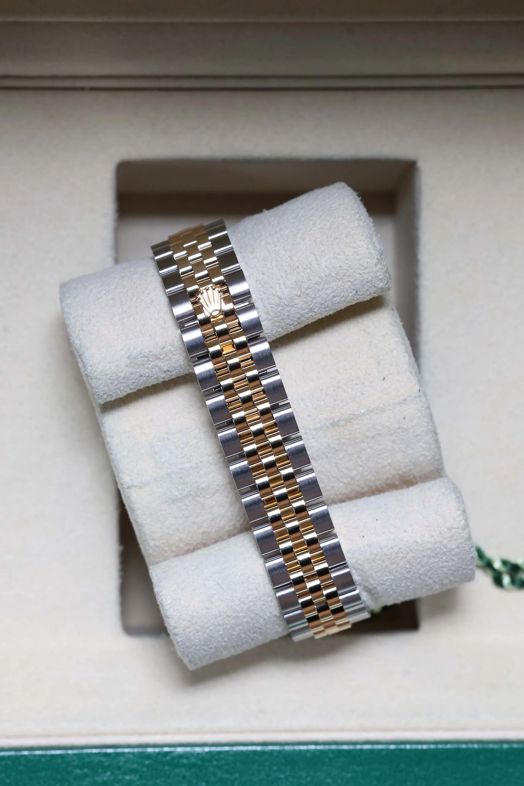 Rolex Datejust 28mm Mother of Pearl 10 Diamonds Steel Rolesor Jubilee 279173 - Image 12