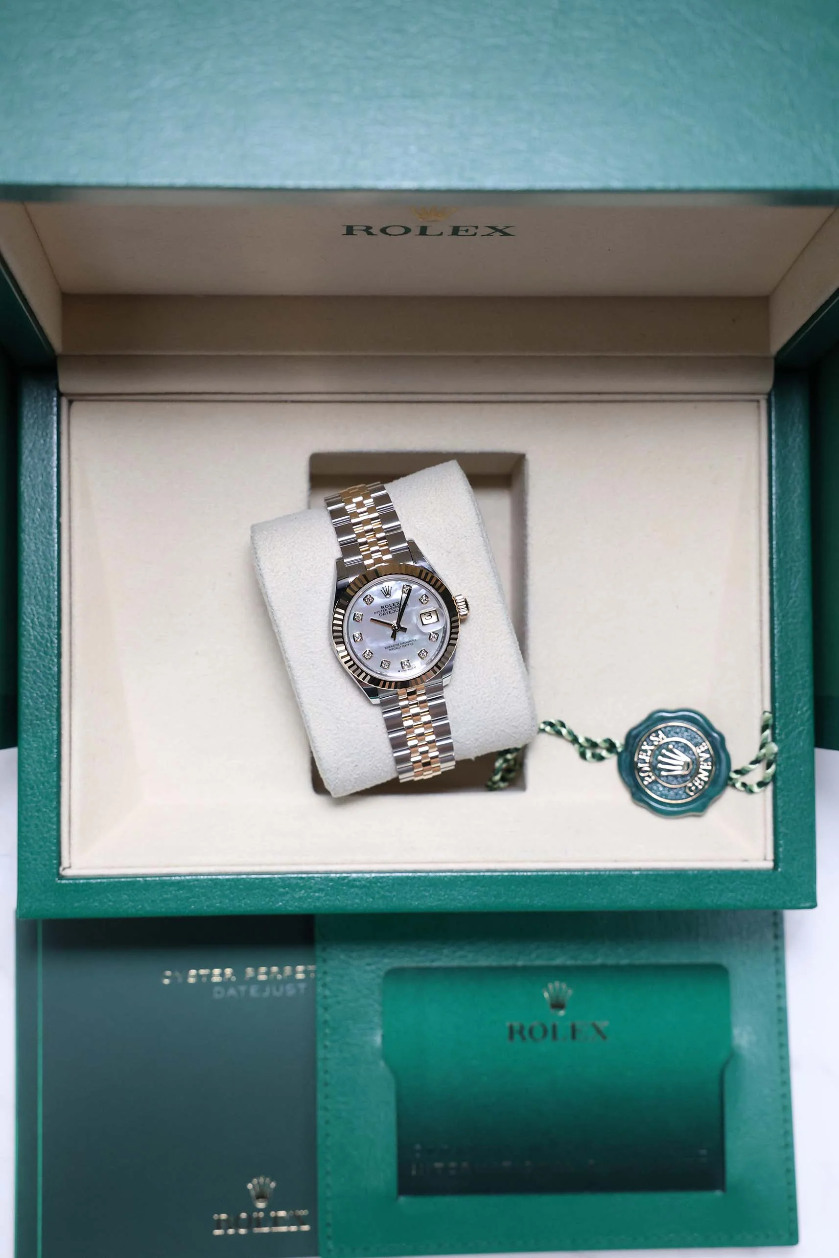 Rolex Datejust 28mm Mother of Pearl 10 Diamonds Steel Rolesor Jubilee 279173 - Image 13