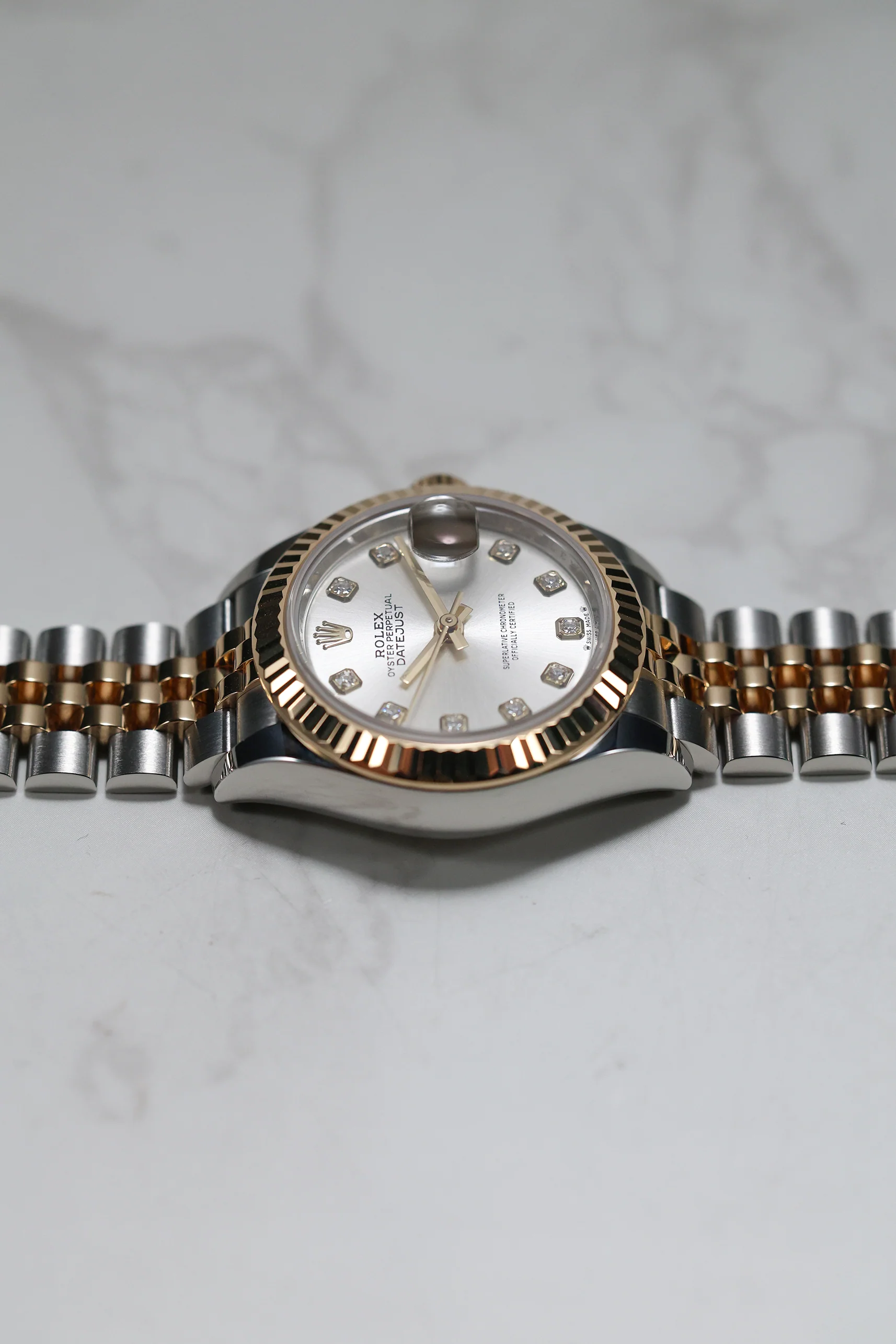 Rolex Datejust 28mm Silver 10 Diamonds Rolesor Jubilee 279173 2021 [Preowned] - Image 12