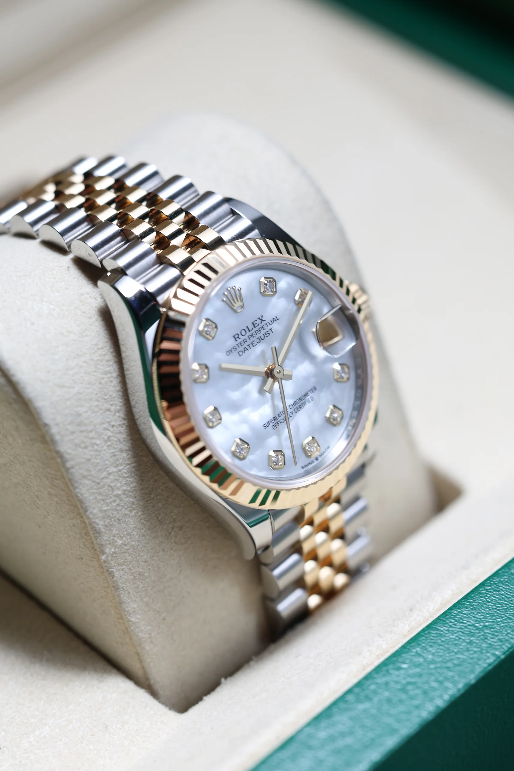 Rolex Datejust 31mm Mother of Pearl 10 Diamonds Rolesor Jubilee 278273 - Image 10