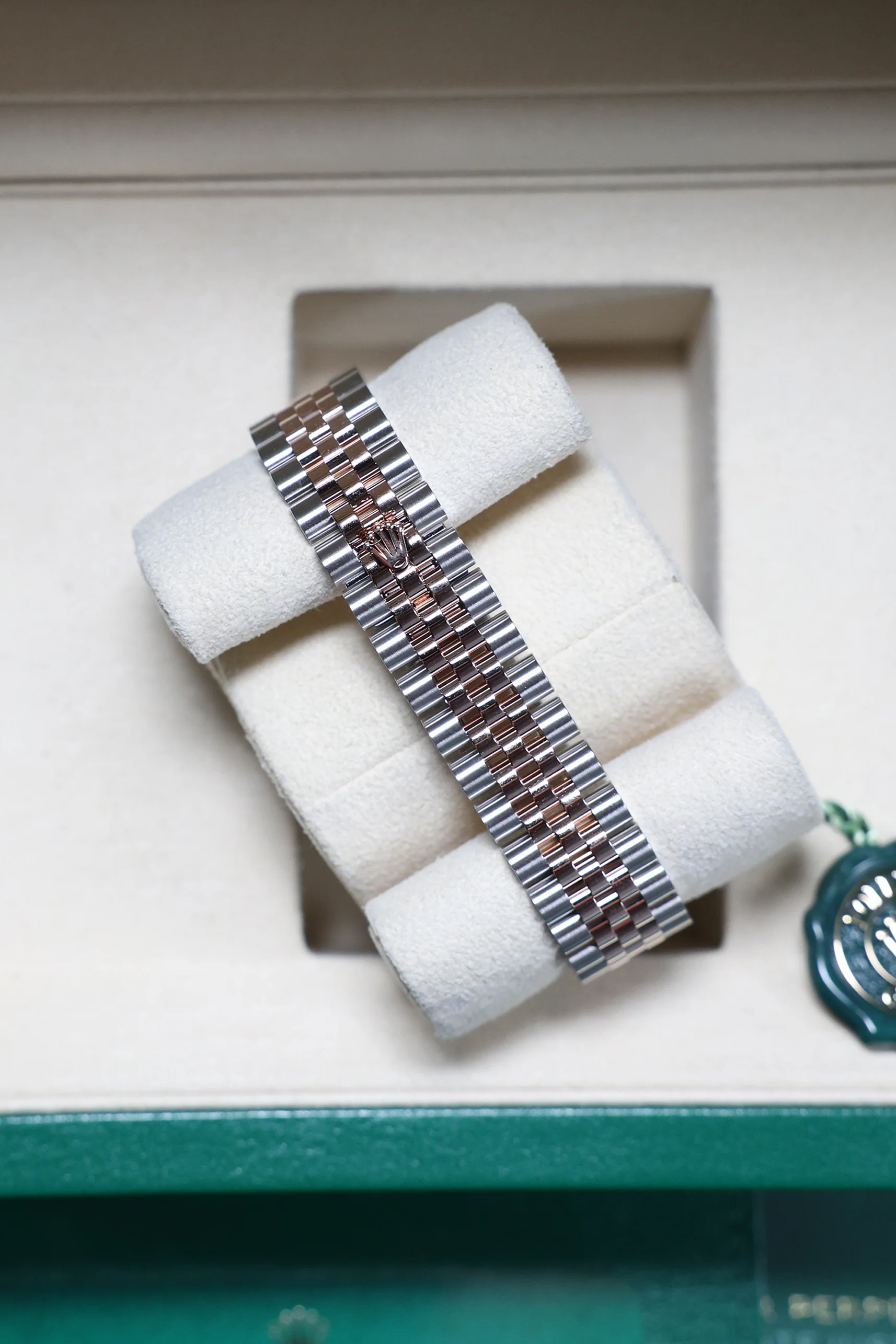 Rolex Datejust 31mm Mother of Pearl 10 Diamonds Everose Jubilee 278271 - Image 13
