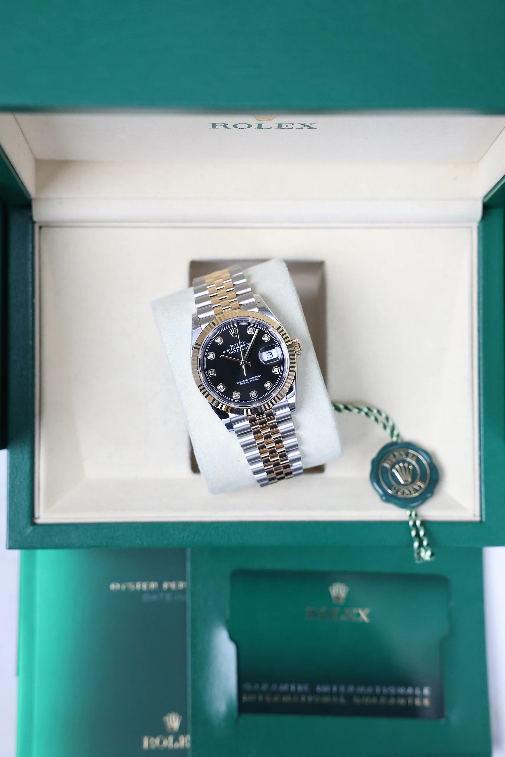 Rolex Datejust 36mm Bright Black 10 Diamond Rolesor Jubilee 126233 - Image 14