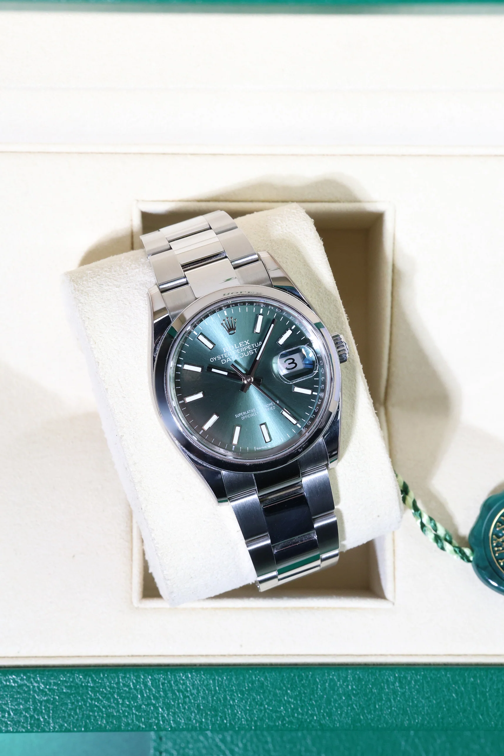 Rolex Datejust 36mm Mint Green Oyster 126200 2024 [Preowned] - Image 7