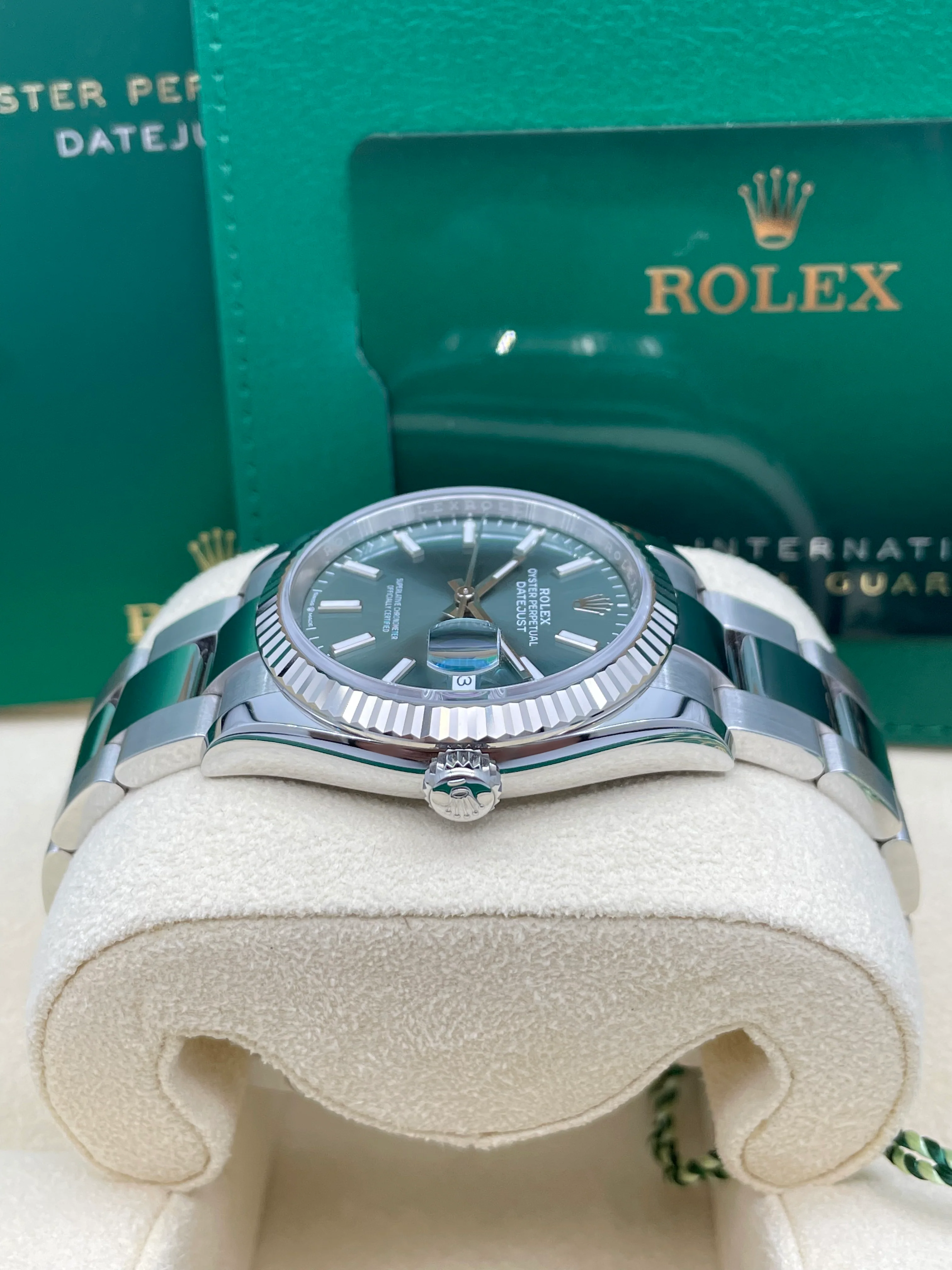 Rolex Datejust 36mm Mint Green Oyster 126234 - Image 8