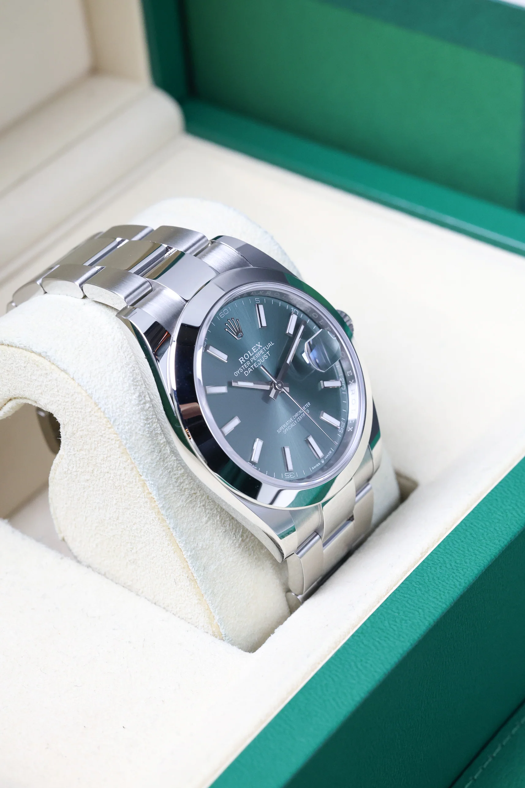 Rolex Datejust 41mm Mint Green Oyster 126300 - Image 10