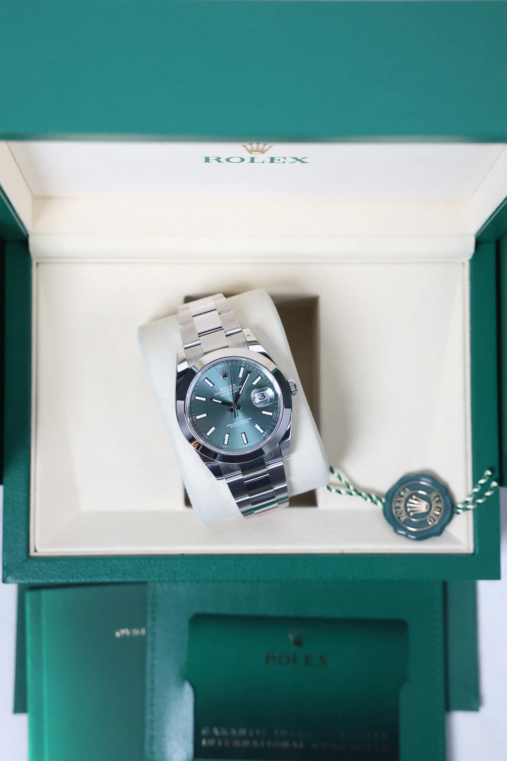 Rolex Datejust 41mm Mint Green Oyster 126300 - Image 14