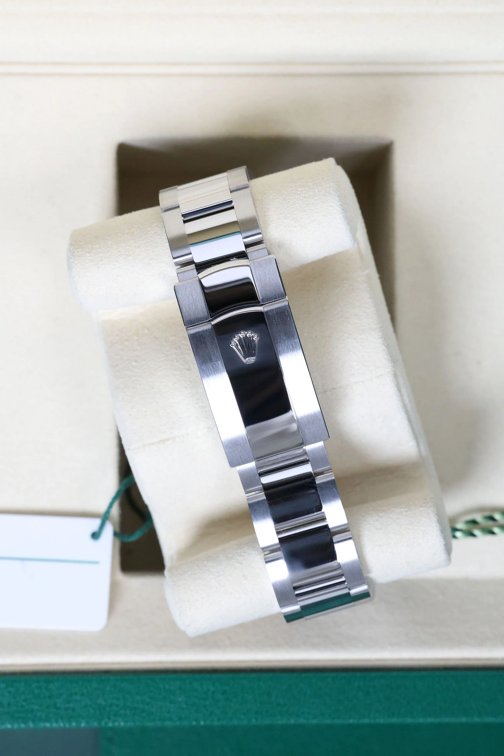 Rolex Datejust 41mm Mint Green Oyster 126300 - Image 13
