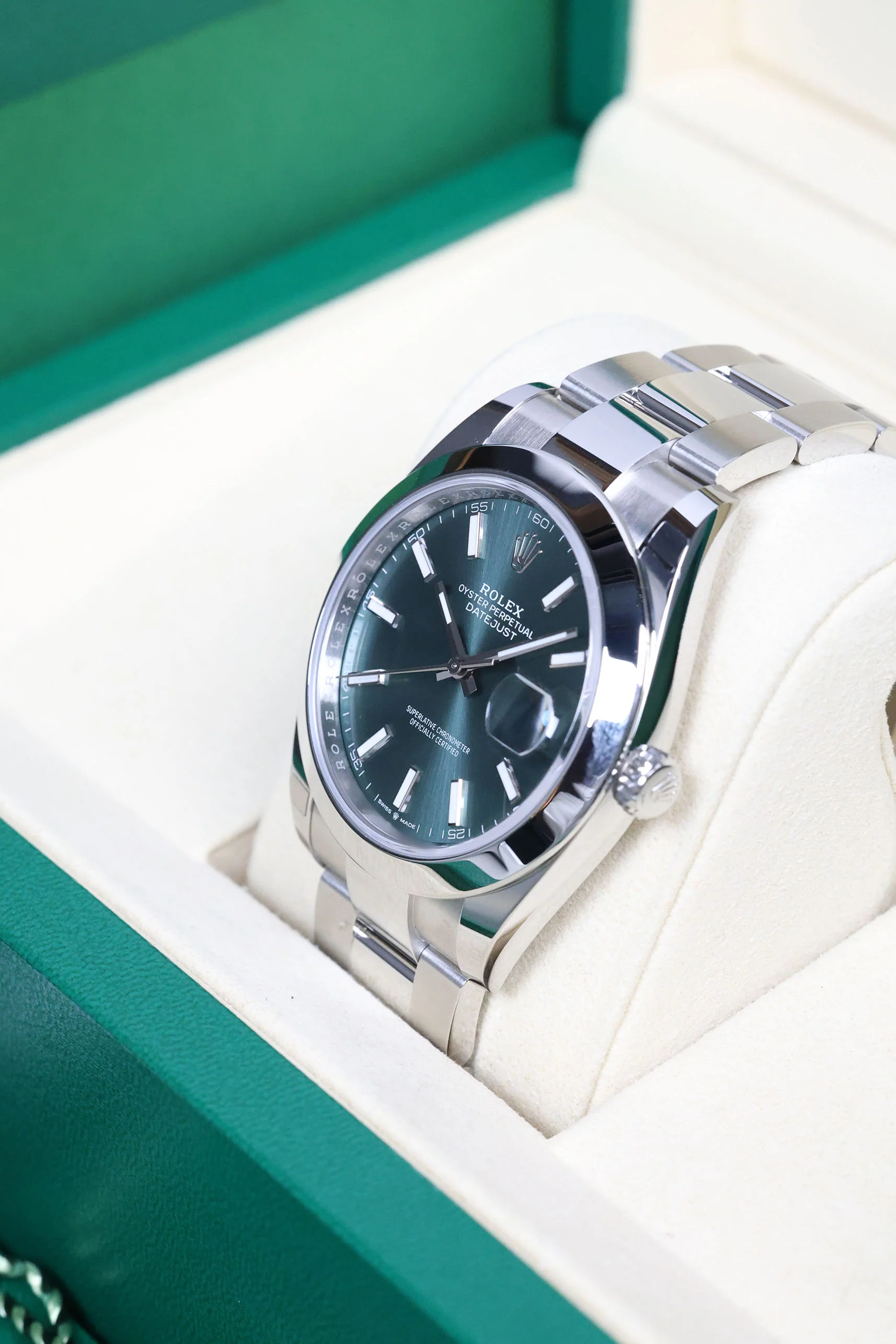 Rolex Datejust 41mm Mint Green Oyster 126300 - Image 9
